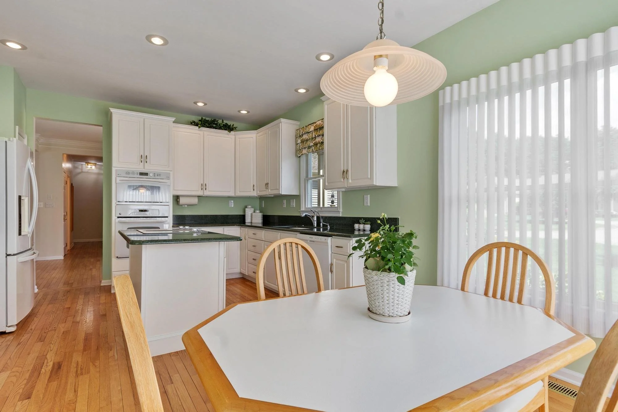 2 Nelson Circle Bedford Massachusetts Job 40018 0010.jpg