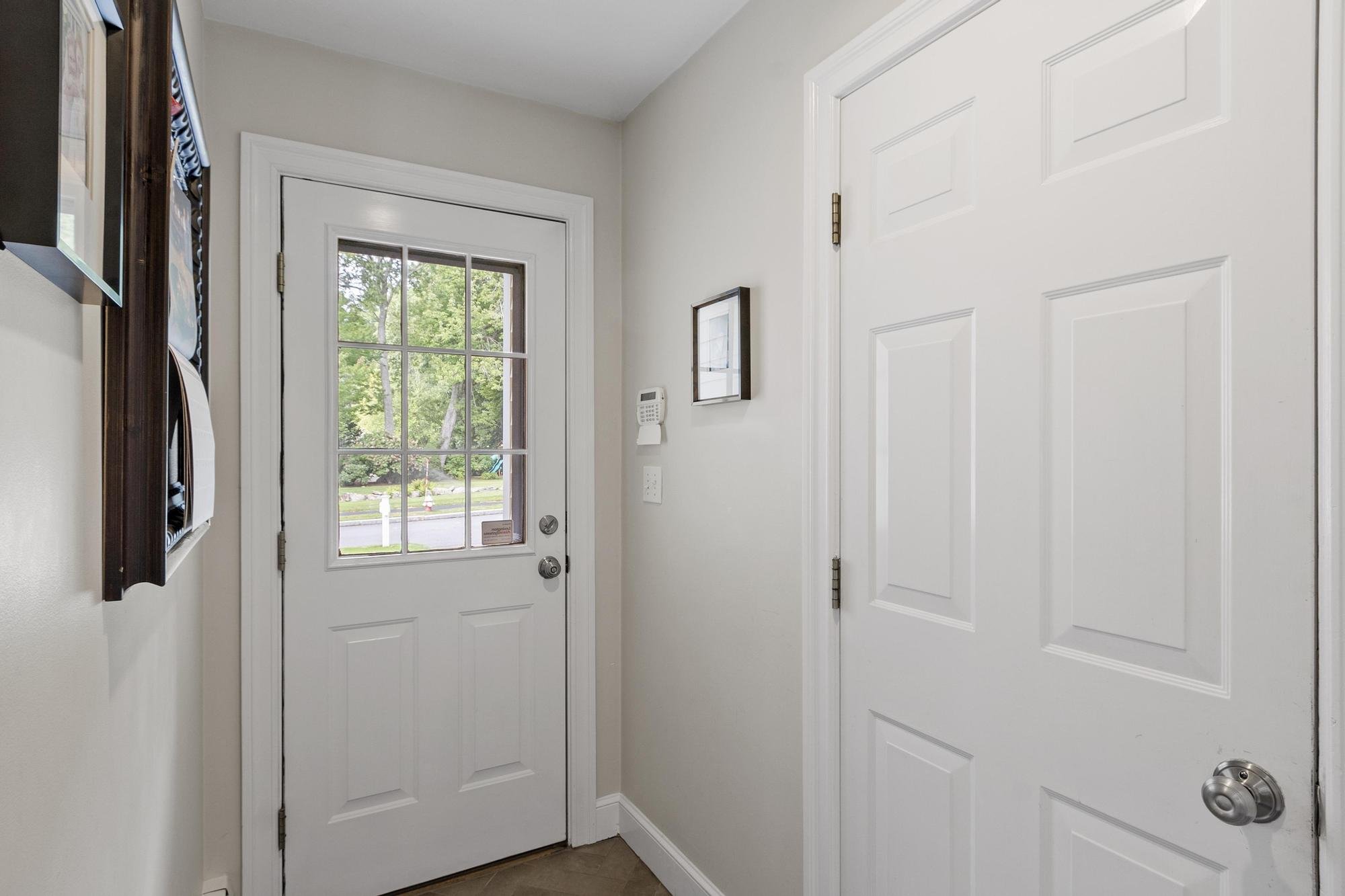 7 Sweeney Ridge Road Bedford Massachusetts Job 40765 0026.jpg