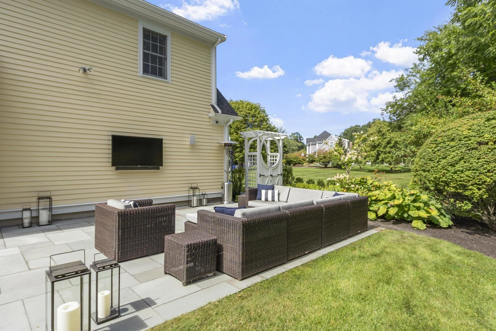 7 Sweeney Ridge Road Bedford Massachusetts Job 40765 0004.jpg