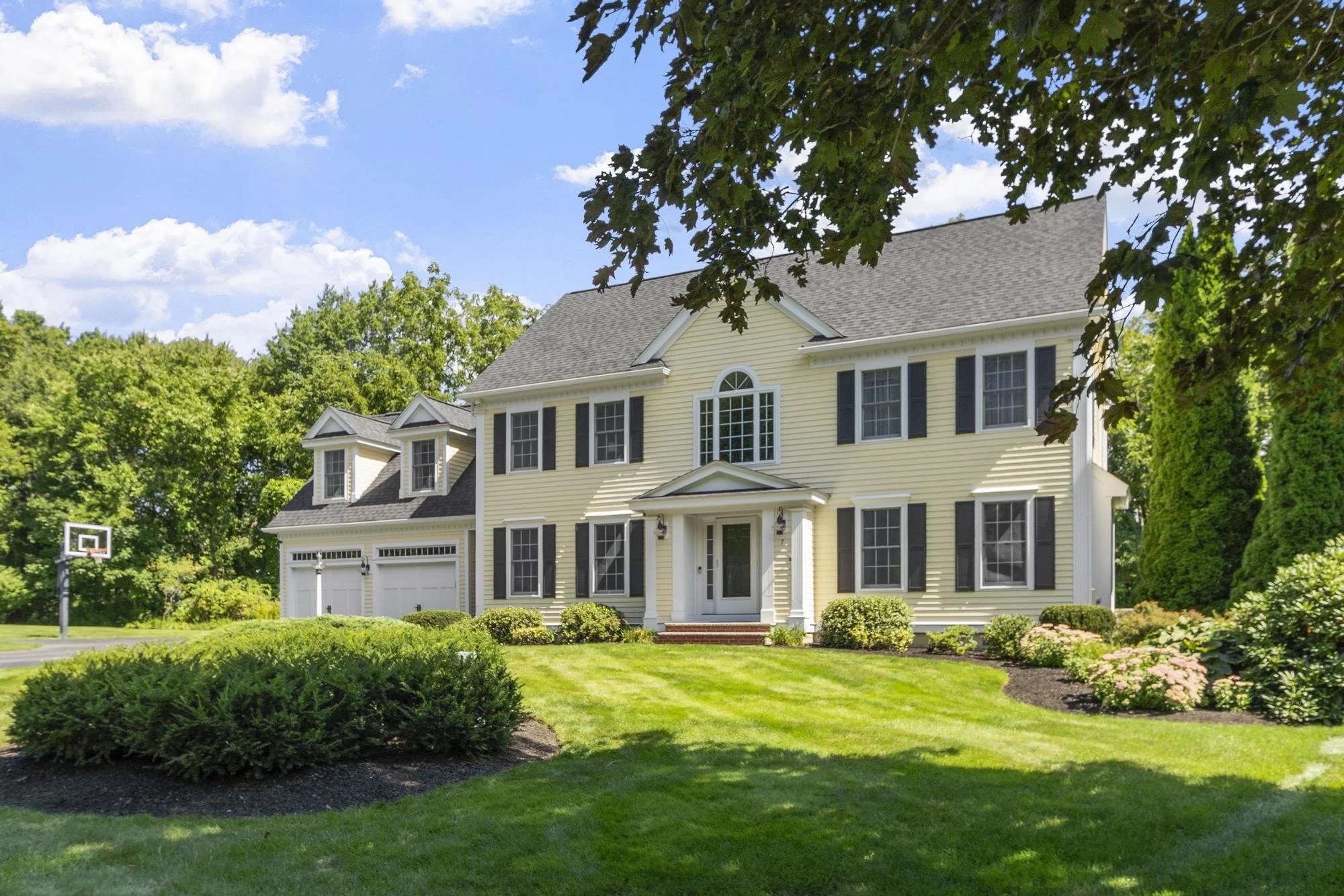 7 Sweeney Ridge Road Bedford Massachusetts Job 40765 0013.jpg