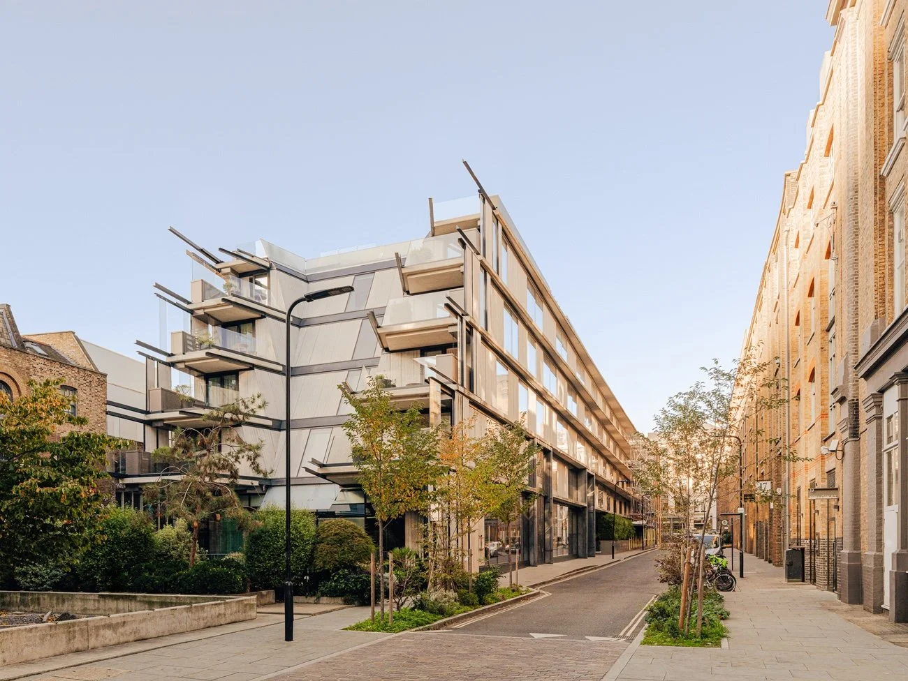 AETHOS SHOREDITCH_exterior.jpg