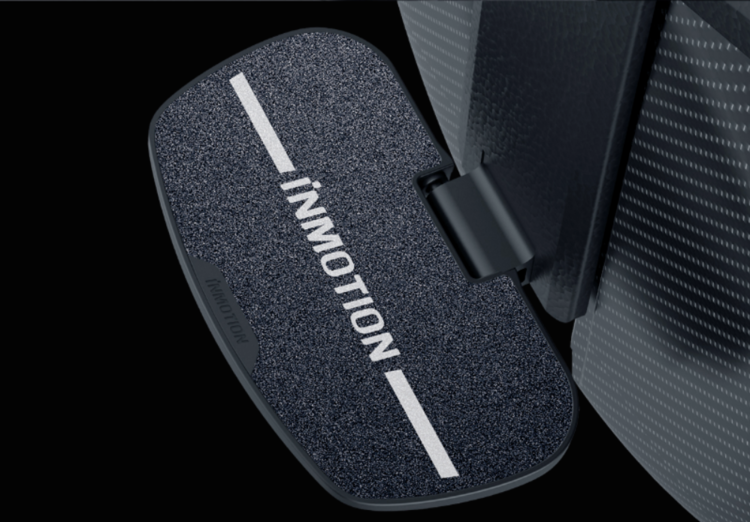 Large PedalsFitted with grip tape for 20% more friction