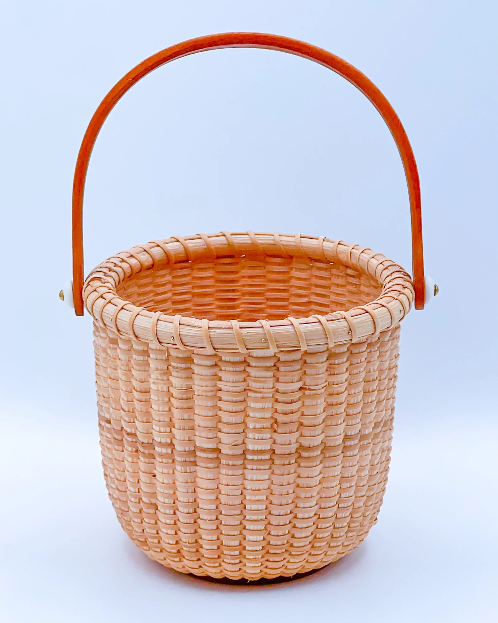 2026_8_15_Miniature Lightship Basket_oval_43_)2.jpg