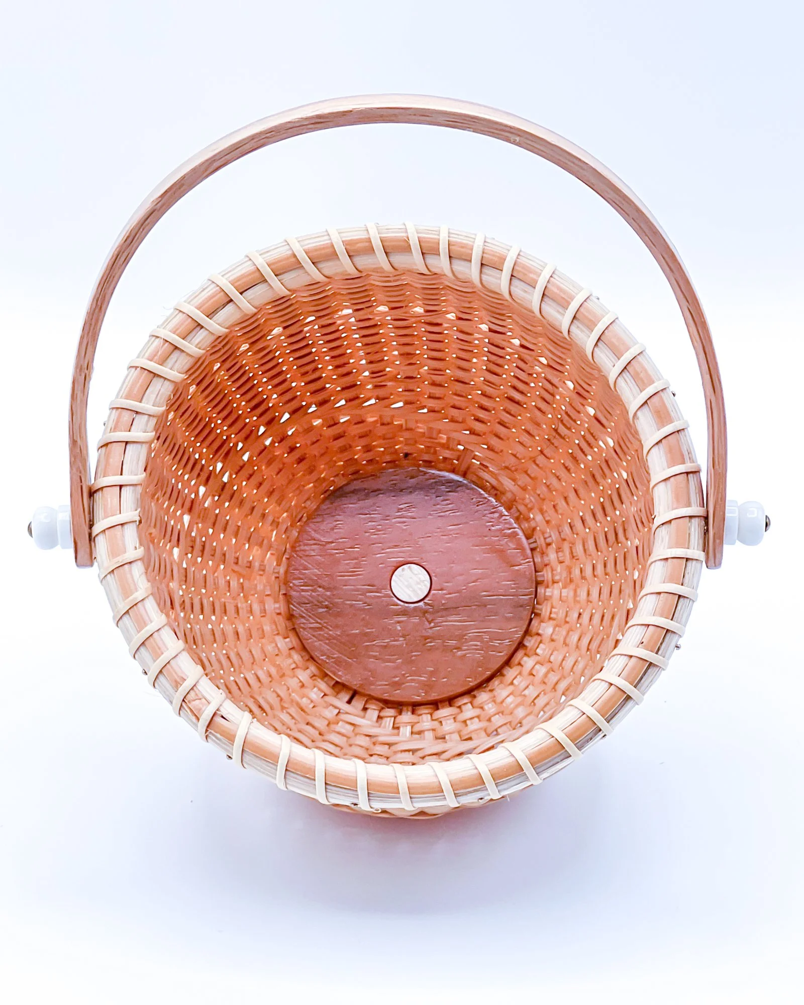 2026_8_15_Miniature Lightship Basket_oval_3_03.jpg