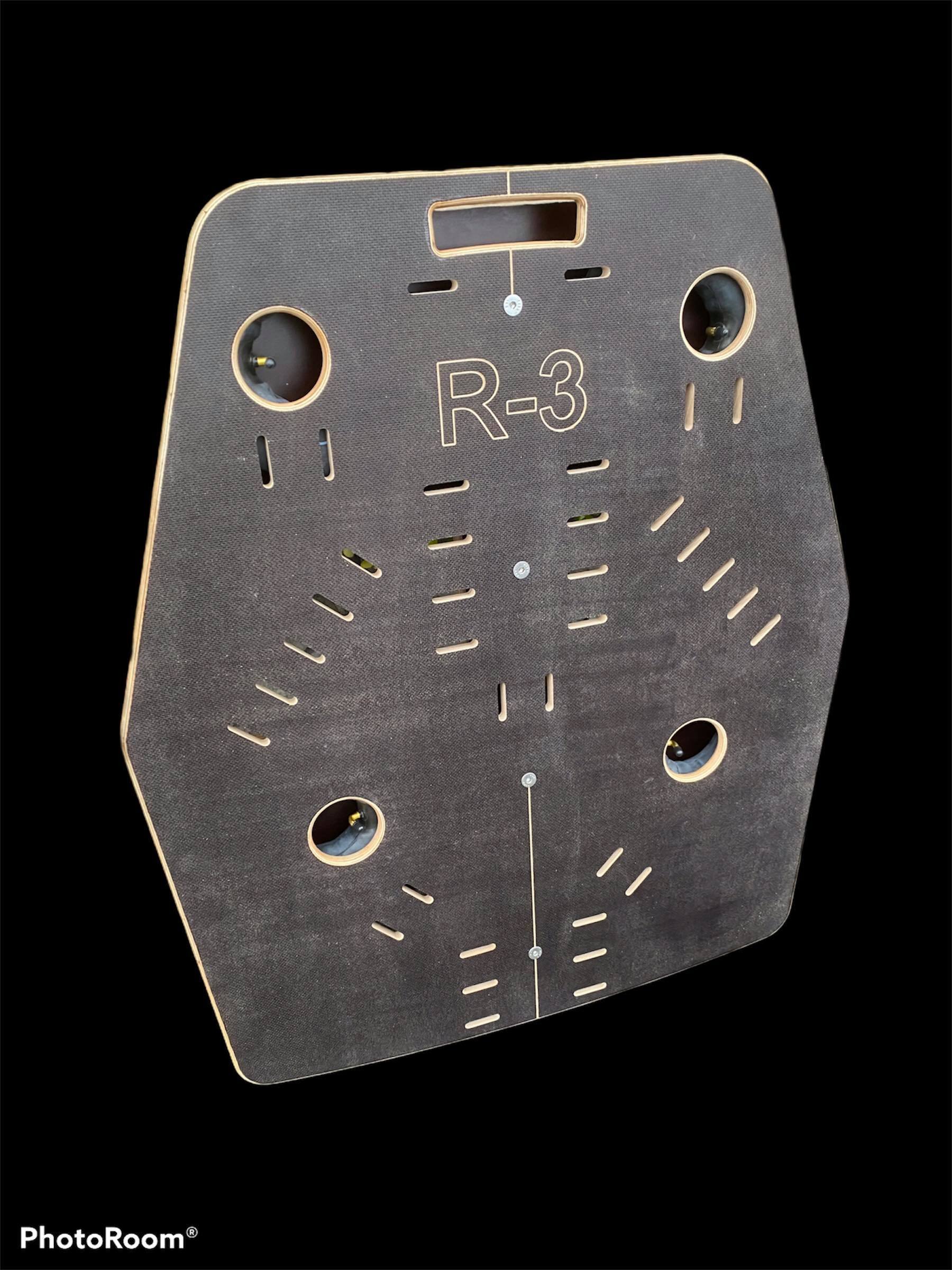 r1 rocker plate