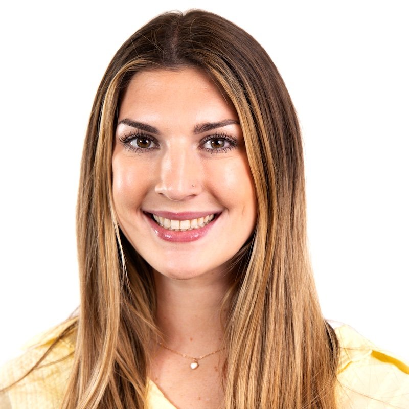 Victoria Carter - Receptionist