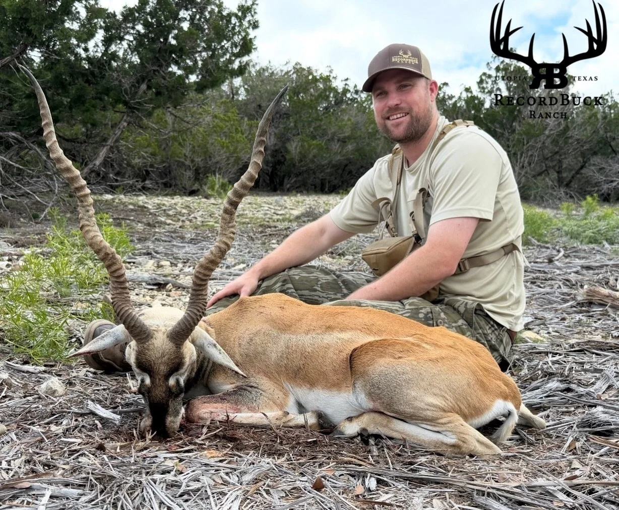 When a blackbuck like this steps out, it&rsquo;s tough to say no! Big congratulations to this repeat client on an outstanding trophy! Thanks for choosing Recordbuck Ranch once again!

Guide: Kellem Bolton

Ready to turn that dream hunt into reality? 