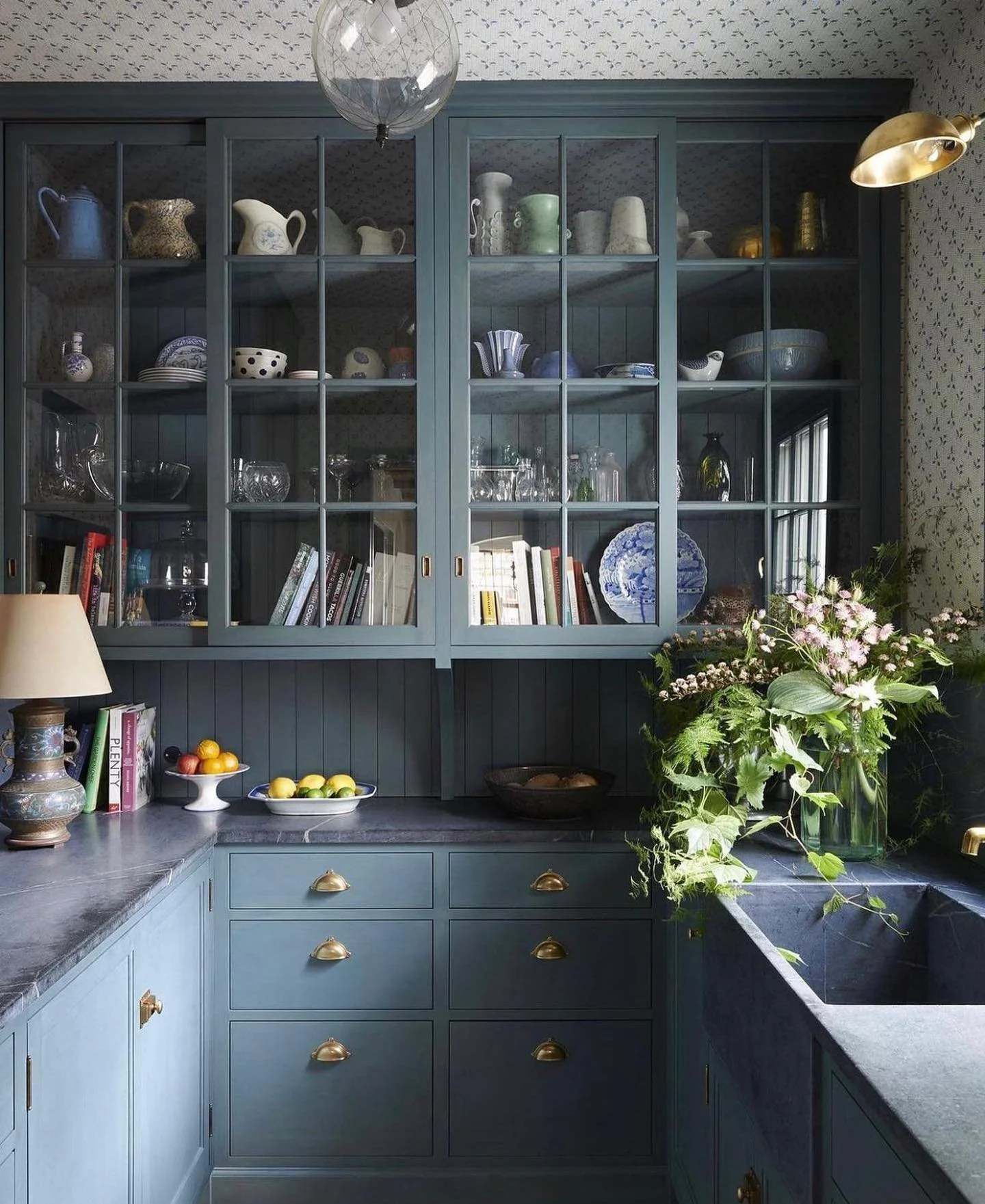 Hello, you. 🤤 design by @aleciastevensdesign my current obsession.