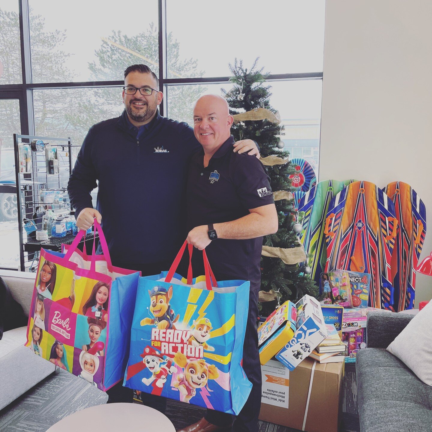 🎁✨ Spreading Holiday Joy with @ideal_electrical and @Sean! 🤝🎄

This Christmas, we're thrilled to announce that @ideal_electrical has generously donated a sleigh-load of toys to our toy drive! 🎅🚀 Thanks to their incredible support, 15 little hear