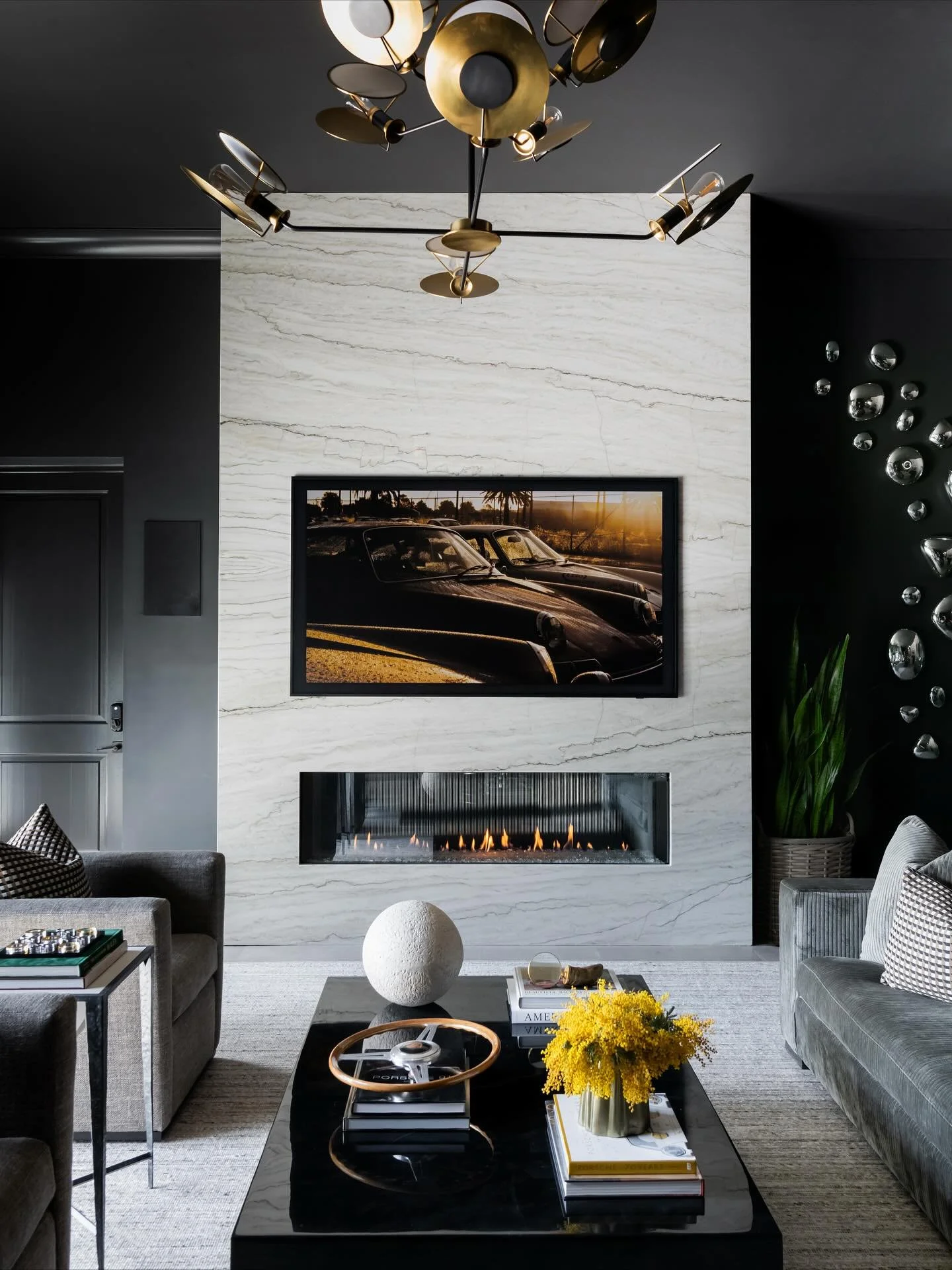 It&rsquo;s been too long since a close up of the man cave 🏌🏻

#GarrowInteriors #InteriorDesign #DesignDetails #NashvilleInteriors #ManCave #HouseGoals