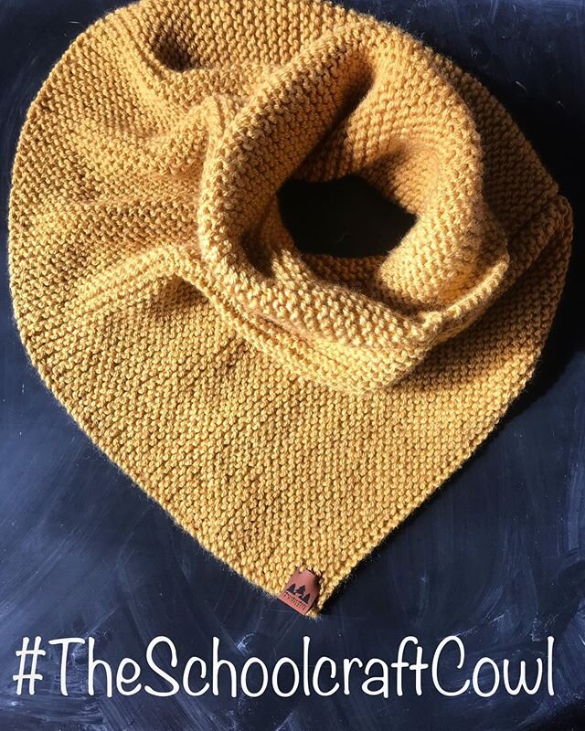 #theschoolcraftcowl pattern drops TOMORROW! I can&rsquo;t wait to show you the beautiful test knits from my testers! I don&rsquo;t know about you but my brain is too frazzled to knit anything complicated. This pattern fit the bill for me - easy and e