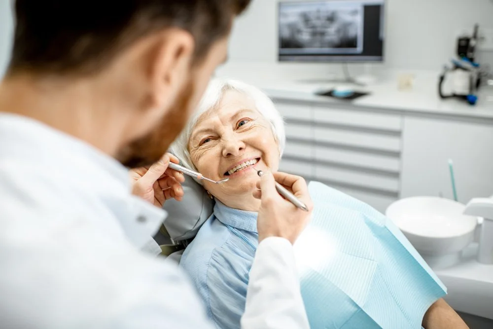 Denture Tips and Facts You Wish You’d Known Earlier