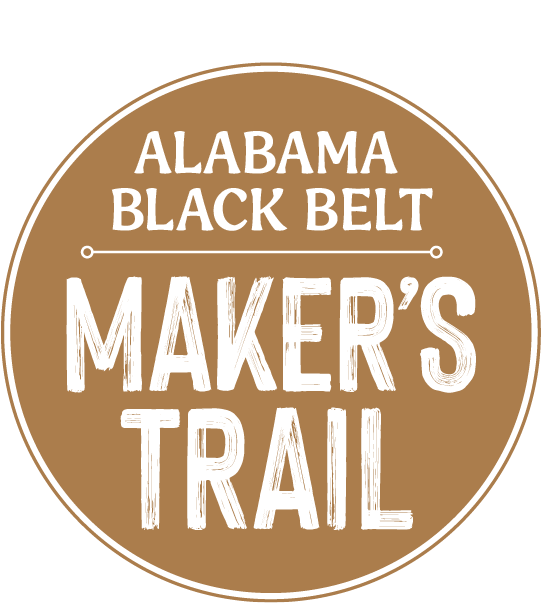 Makers_Trail_stamp_lockup_gold.png