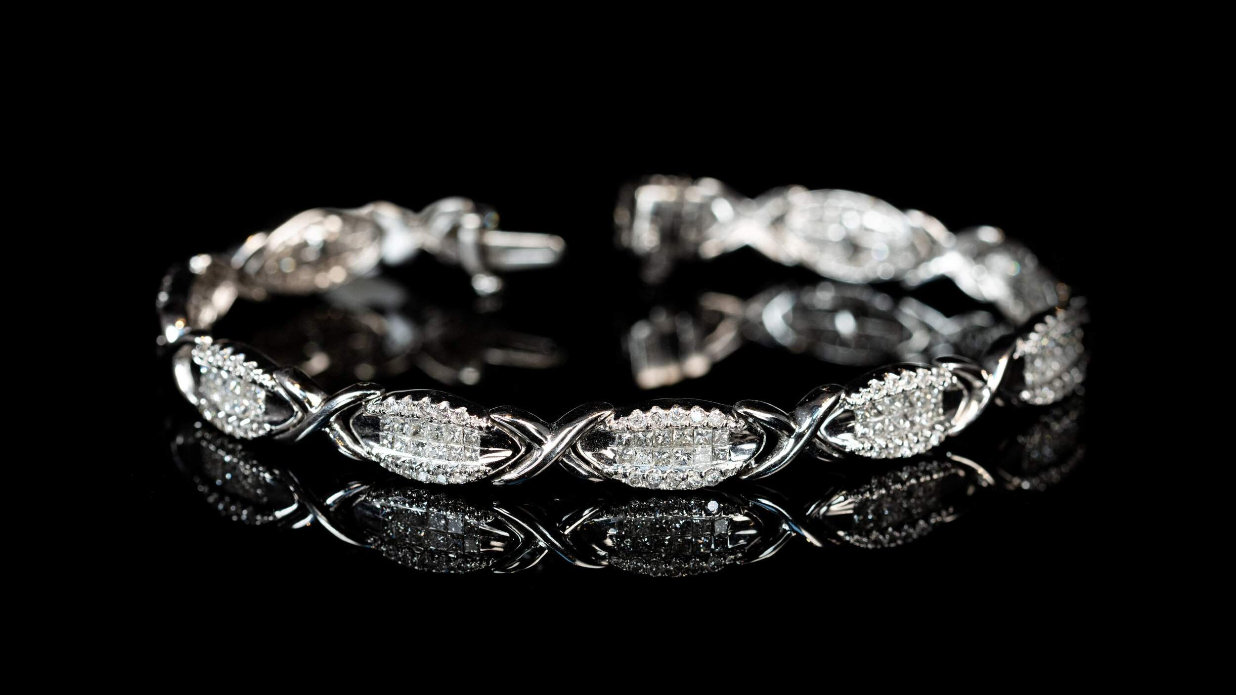 Studio Session-1258-Edit.jpg