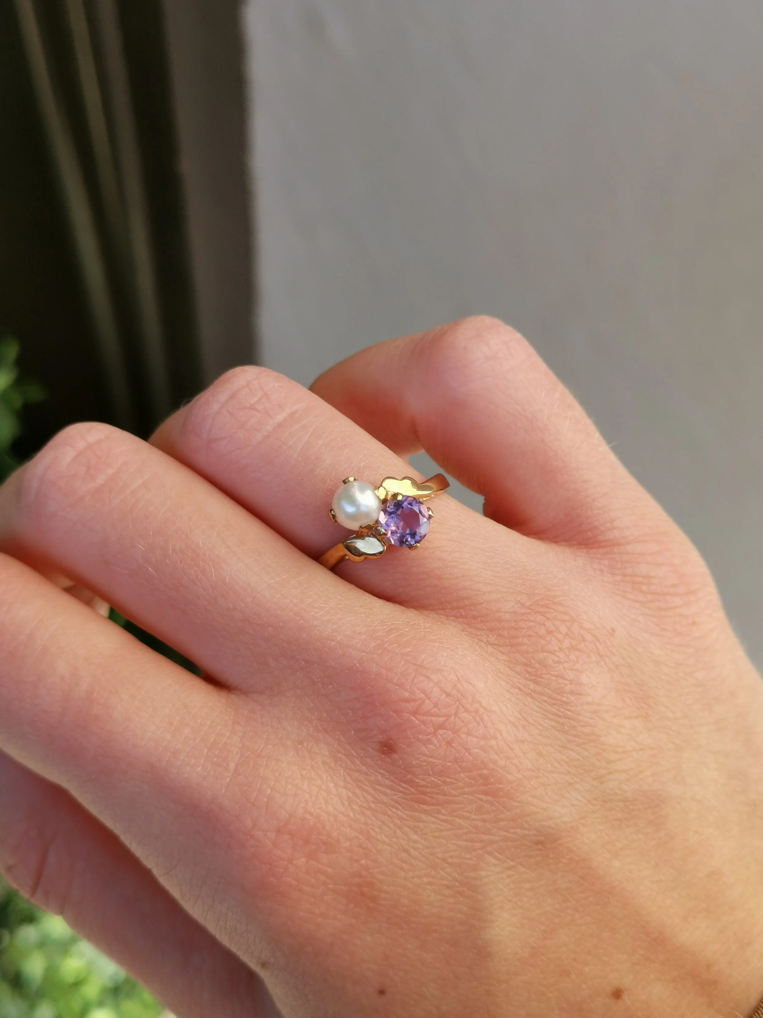 9ct Pearl & Amethyst Ring