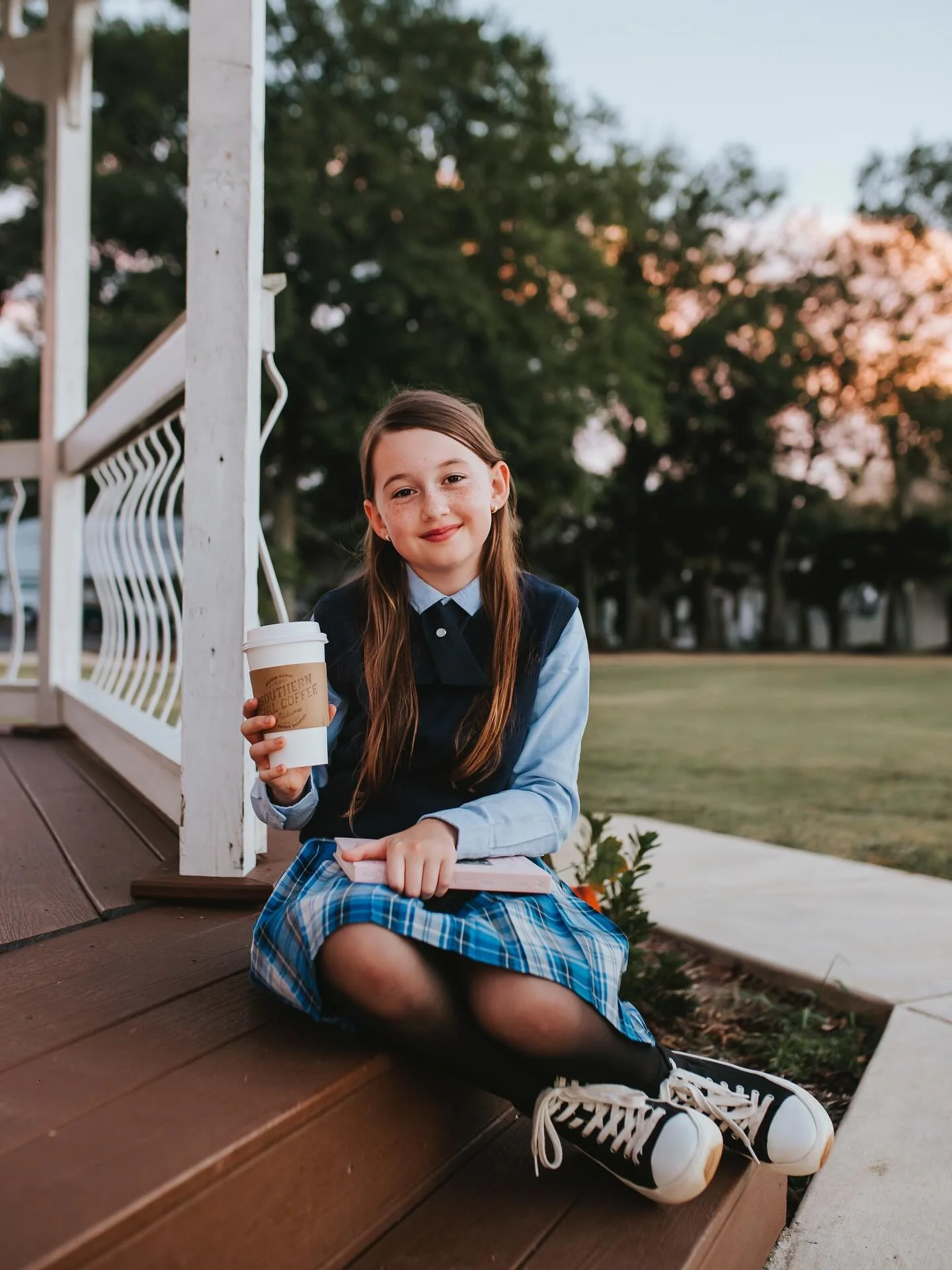 “ it’s not coffee, it’s a lifestyle” - Rory Gilmore
Don’t forget we’ll be showing three episodes of the show after our Firefly Festival! 
Episodes will start around 6:30
S1:E1, Pilot
S2:E10, The Bracebridge Dinne