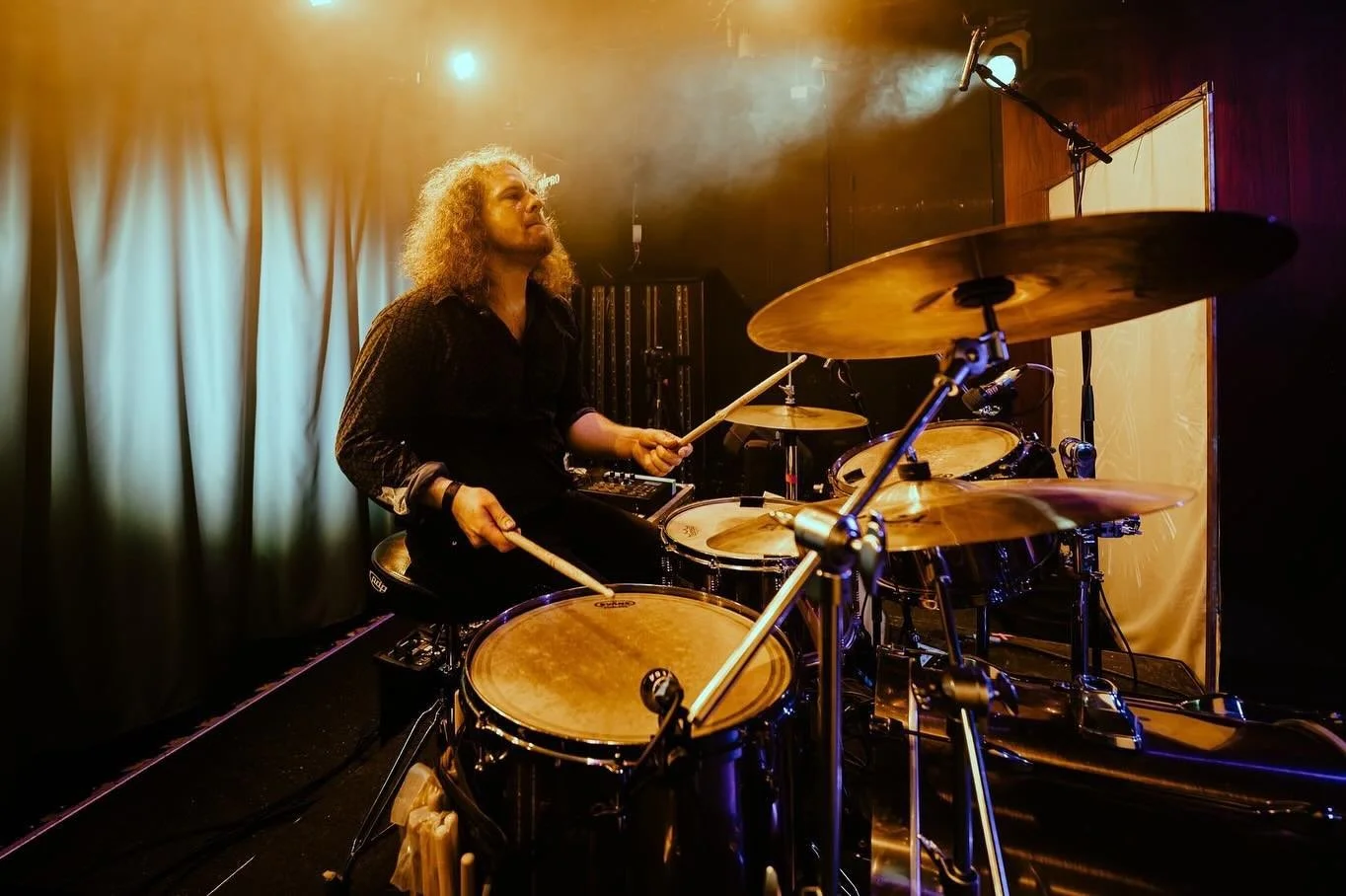 I&rsquo;m playing the third concert at @vegacph within a month on saturday! 

Playing drums with @afskyofficial at @acolossalweekendcph this saturday! 

Pic 1 - Timechild 
Pic 2-3 Mother Of All
Photo - @jn_lightning 

#metaldrummer #danishmusic #vega