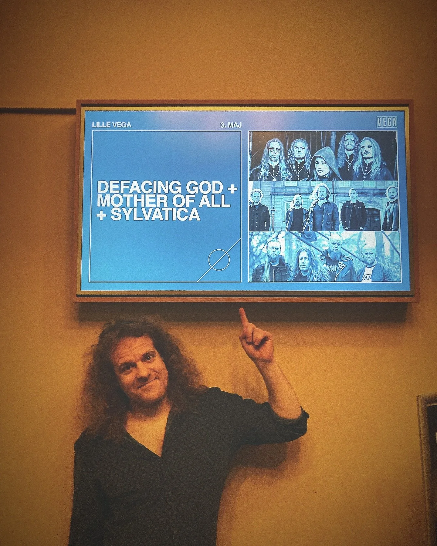 Just played with @timechildofficial !

@motherofallofficial May 3rd at @vegacph ! 

With @sylvatica_official 

Supporting @defacinggod 

#motherofall #progressivemetal #deathmetalband #musikik&oslash;benhavn