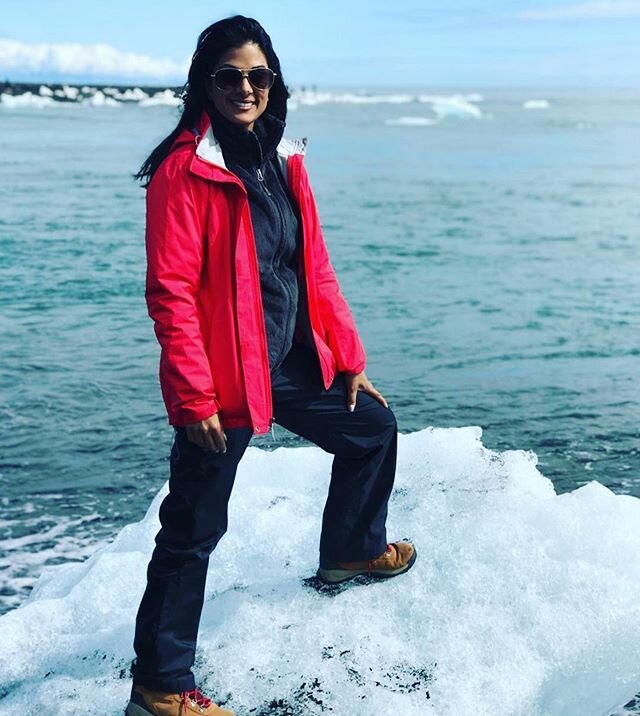 This pic is me on #throwbackthursday in Iceland standing on a glacier- amazing trip! ⁣
⁣
No travel plans for the foreseeable future 🤪⁣
⁣
It can still be amazing to be outside and connected to nature...⁣
Did you know?⁣
⁣
Spending time outside has lot