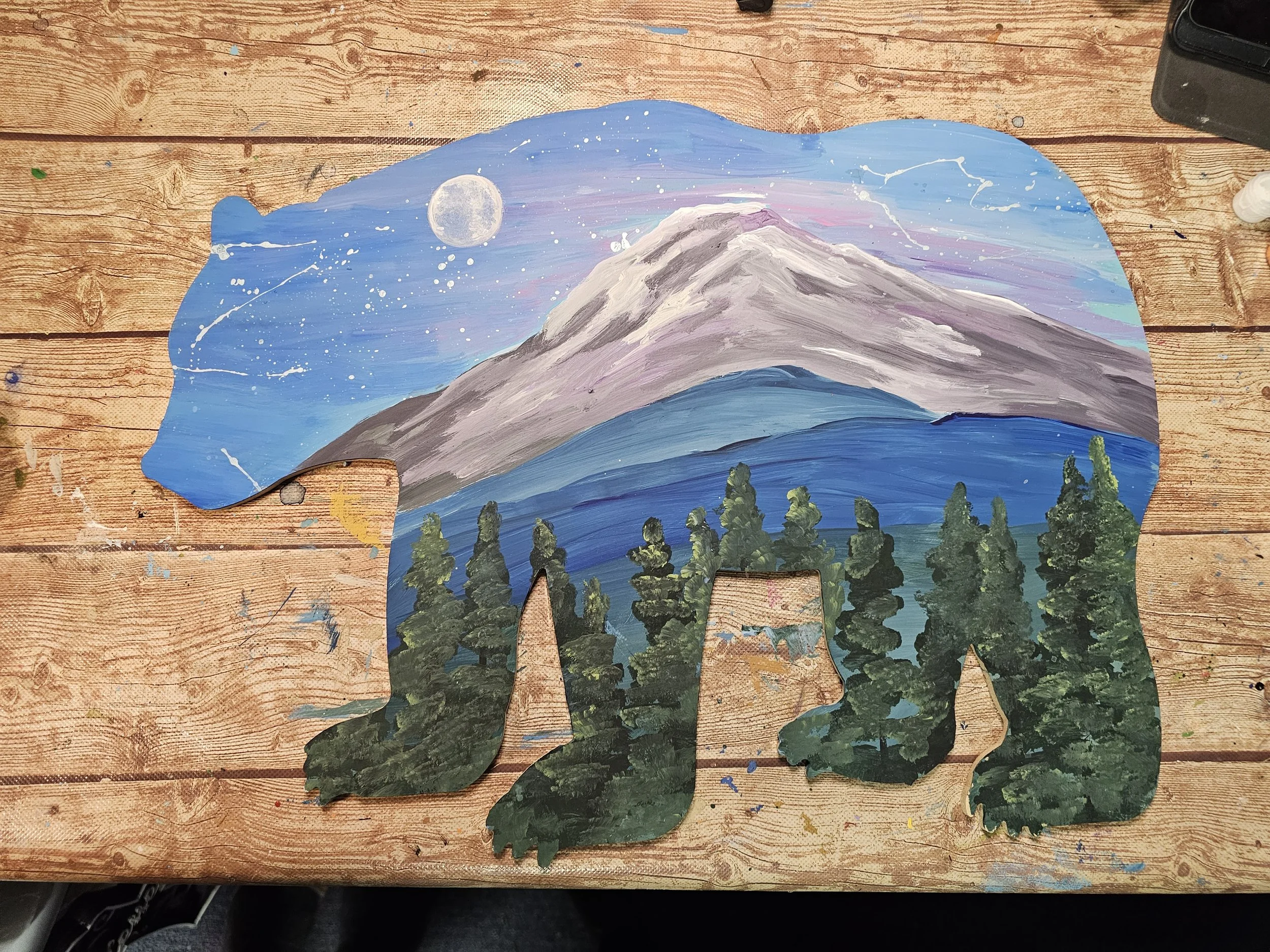 NW bear door hanger