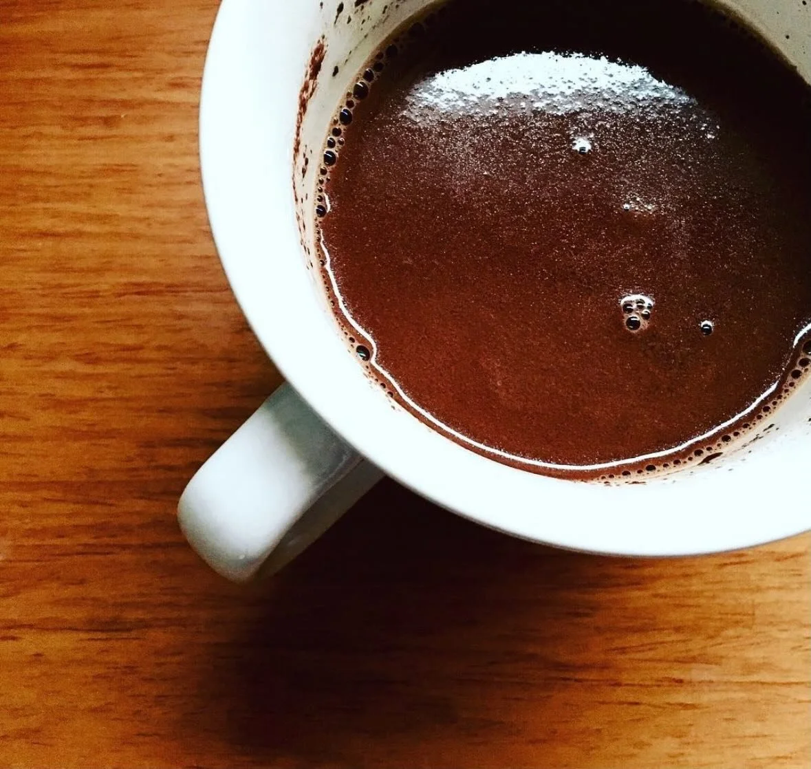 &ldquo;Something artisanal is made by hand and very special. The little wooden spoon your sister carved is artisanal, and so is the honey from your neighbors&rsquo; beehive.

This adjective describes things made by artisans, or skilled craftspeople. 