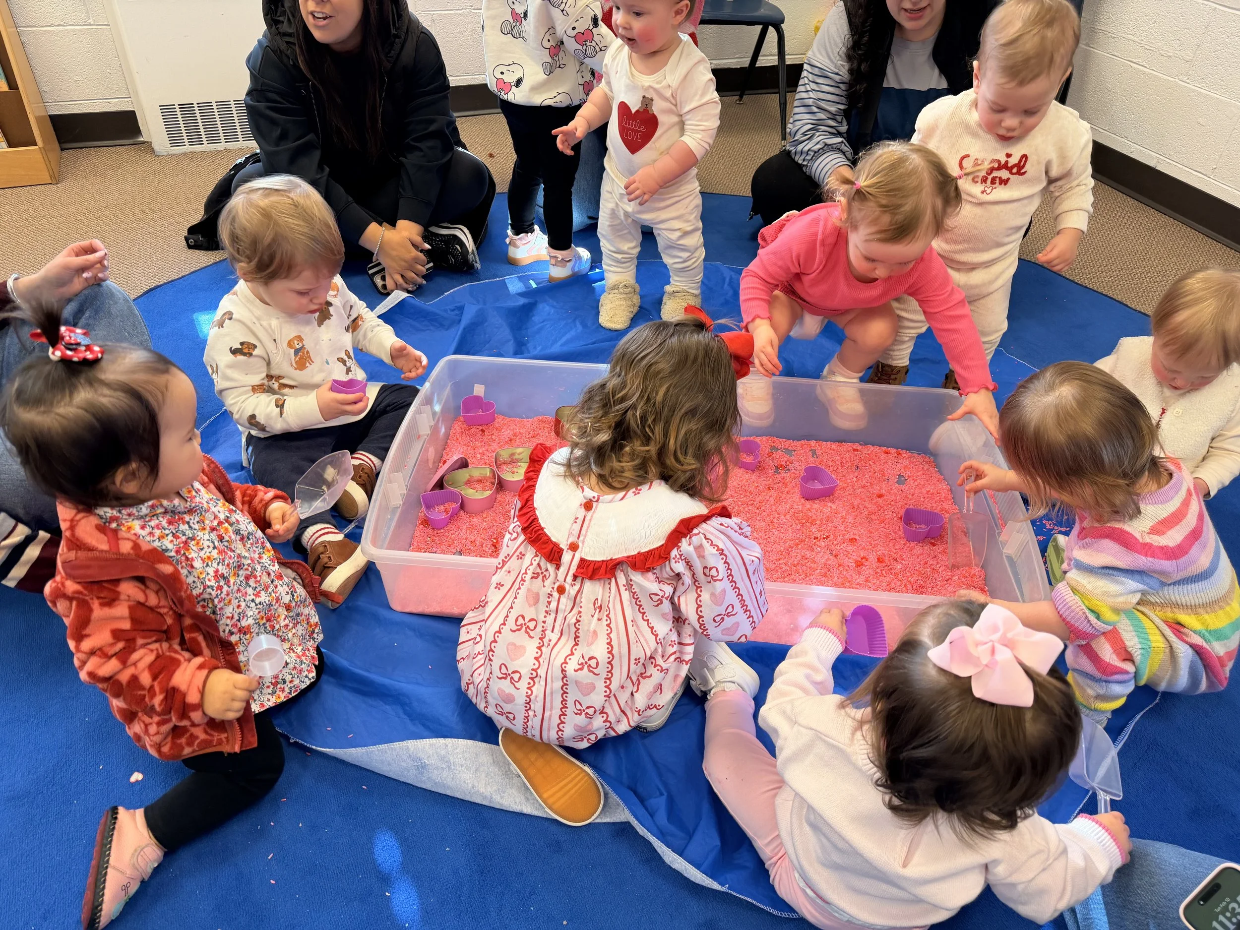 Tiny Talkers Signature Class 10:45am