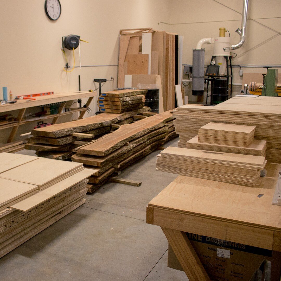 We've been busy! Fun projects coming and going in our crowded staging area.

#columbiacnc #cncwoodworking #localbusiness #vancouverwa #manufacturing
