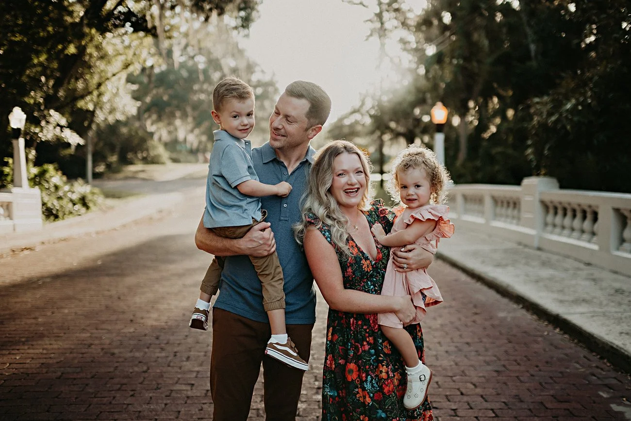 The beautiful Shelton family met me bright and early for their annual session, and let me tell you, it was so worth the early alarm. The light was soft, golden, and dreamy. The kind of glow you just can&rsquo;t recreate later in the day. Sending out 