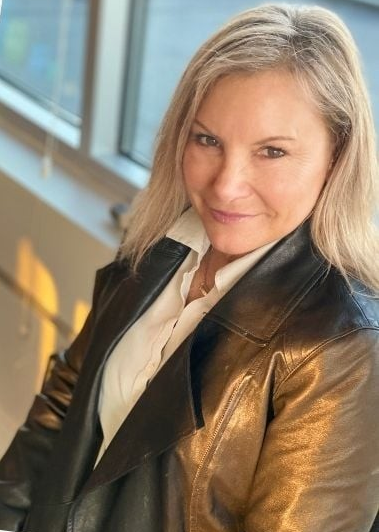 Rebecca Wolfe M.Ed. - Clinical Responder/Jail Diversion Program Arlington Police Department