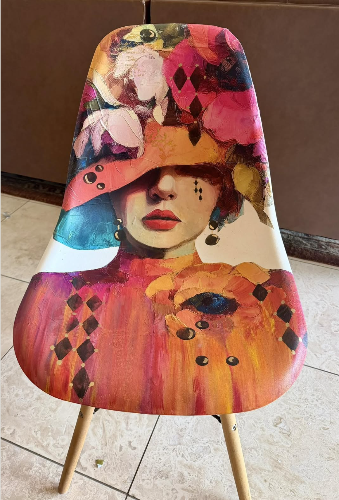 Decoupage Scoop Chair Tutorial