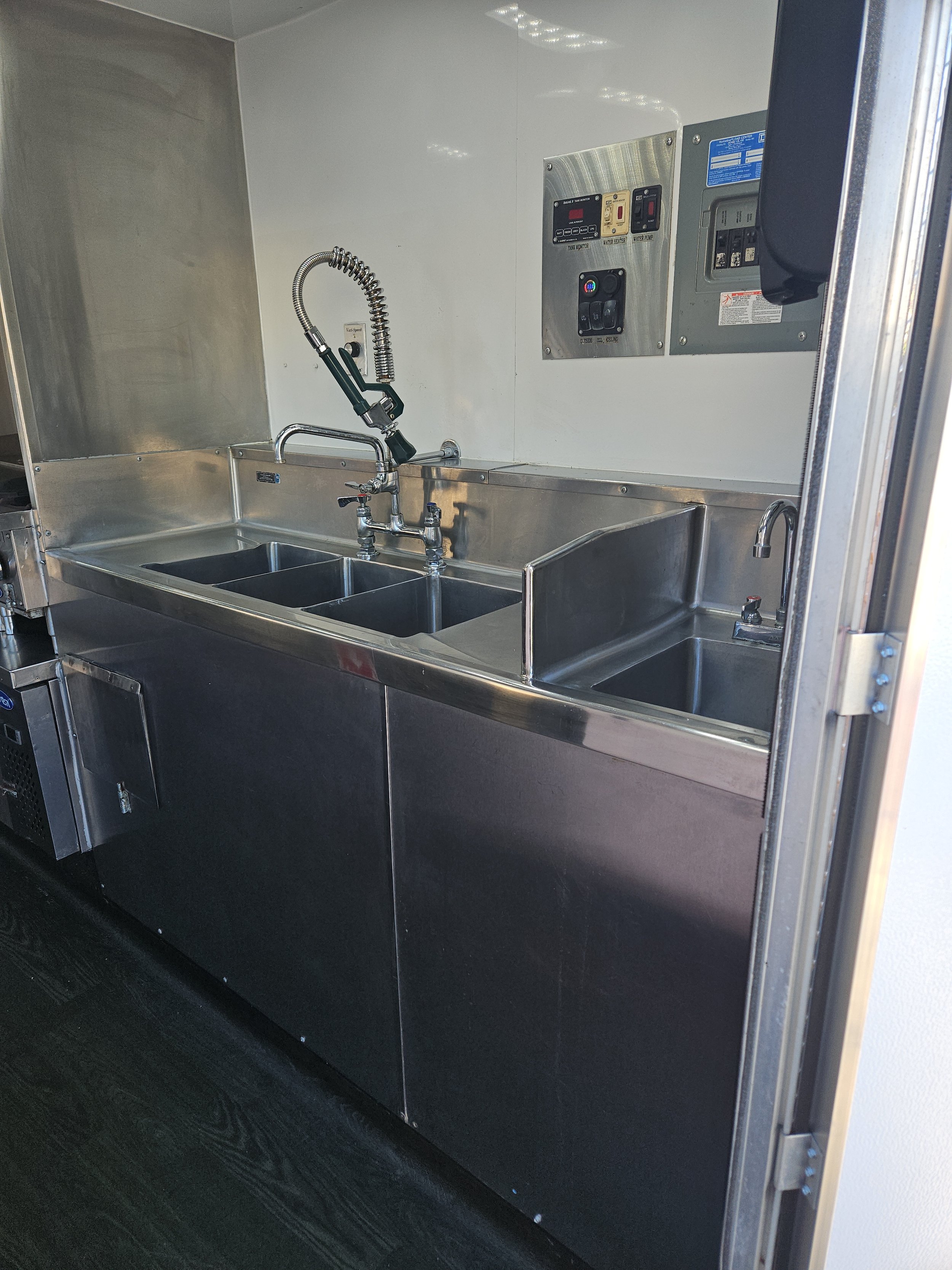 16’  Food Concession Trailer for Rent by Culinary Coachworks