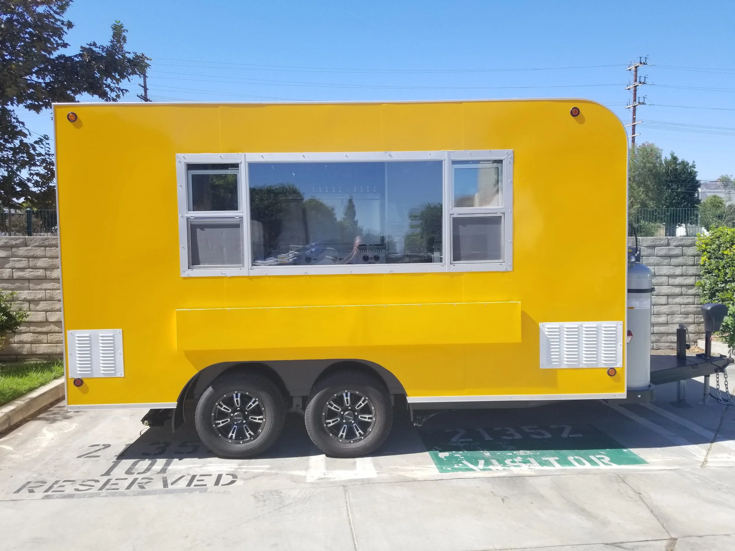 Golf Food Trailer by Culinary Coachworks