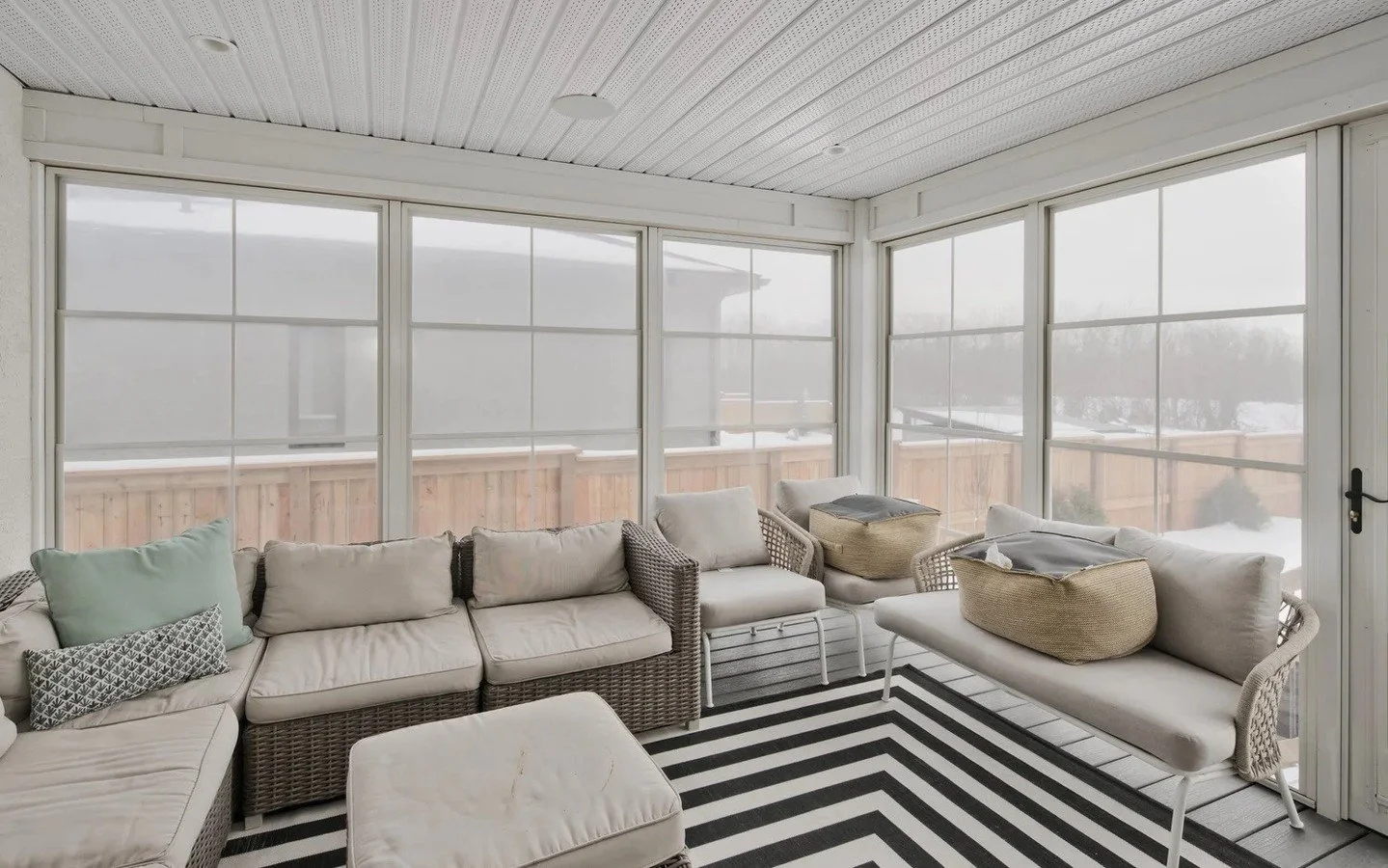 While winter still holds its grip, this sunroom reminds us what&rsquo;s ahead&hellip; bright mornings, early warmth, and a front-row seat to changing seasons. With its window-wrapped design and sheltered structure, sunrooms often warm up sooner, givi