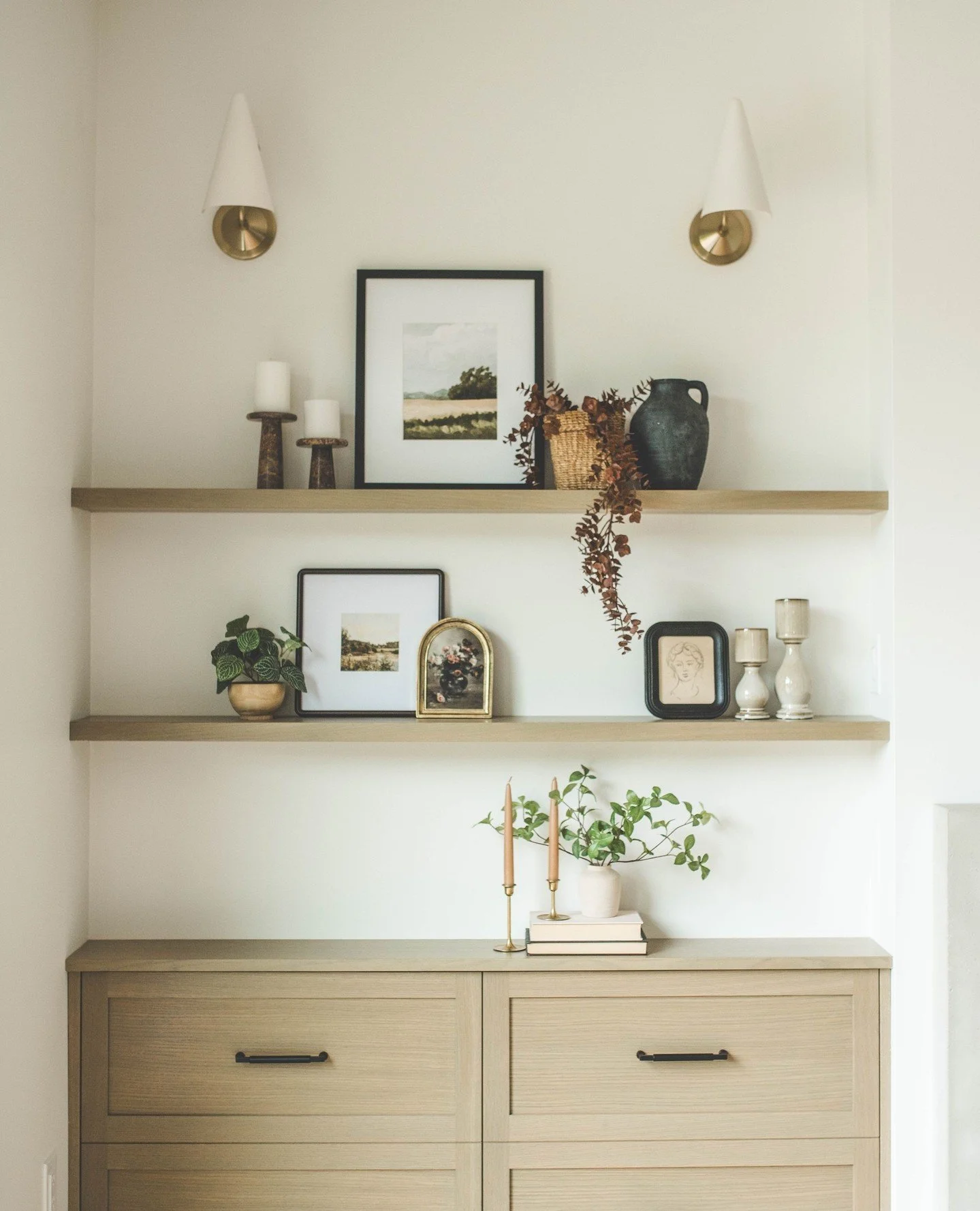 Beautiful home design lives in the details. The unexpected finishes, the subtle textures, the pieces that catch your eye. ⁠
⁠
And it&rsquo;s in these details that a space begins to feel like yours. ⁠
⁠
Fill your house with personality, and it will qu