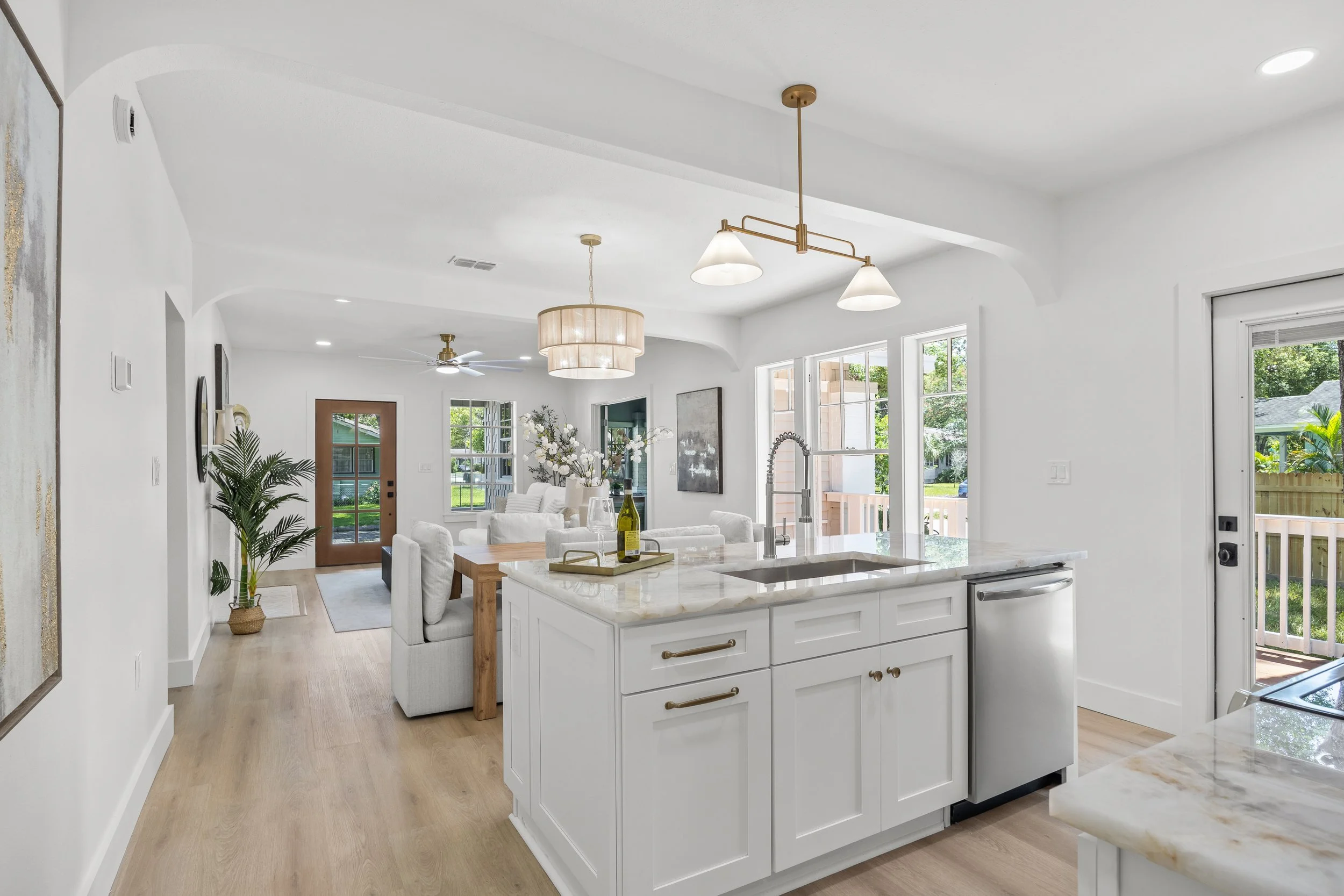 Web - 6810 N Branch Ave - Tack Sharp Media -14.jpg