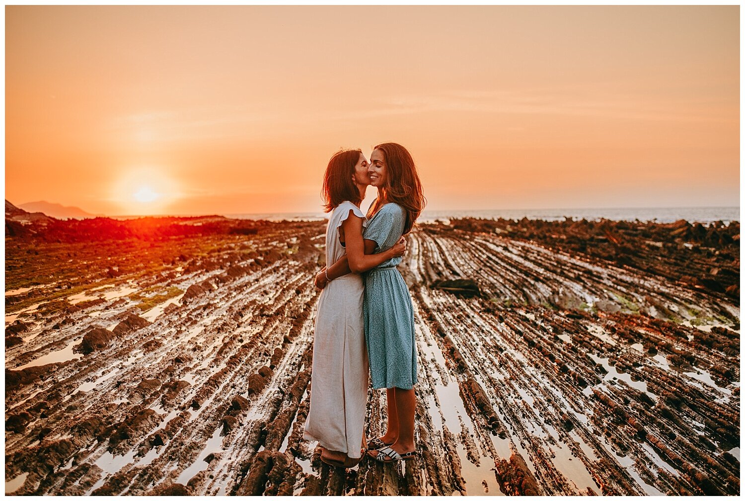 Fotografo de boda lesbiana gay pais vasco, fotografo bodas Azkoitia, Azpeitia, Deba, Sakoneta. Preboda en sakoneta (34).jpg