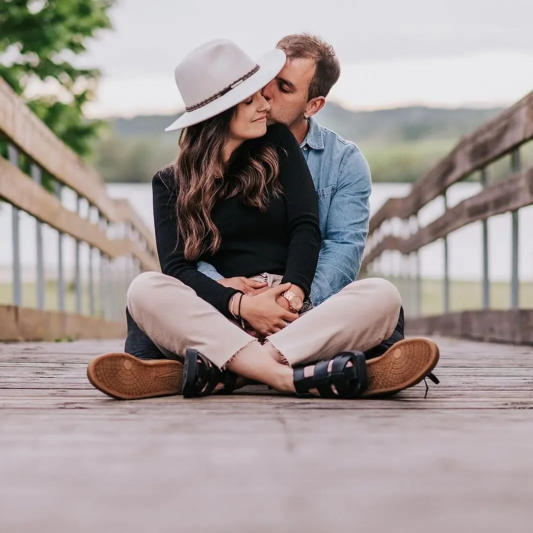 Algunas fotos más de la sesión con Sara y Antonio, ésta vez en un escenario diferente al anterior. Os dejo el enlace a la sesión completa en mi Bio o también en la historia.
Honda hemen Sara eta Antonioi egindako s