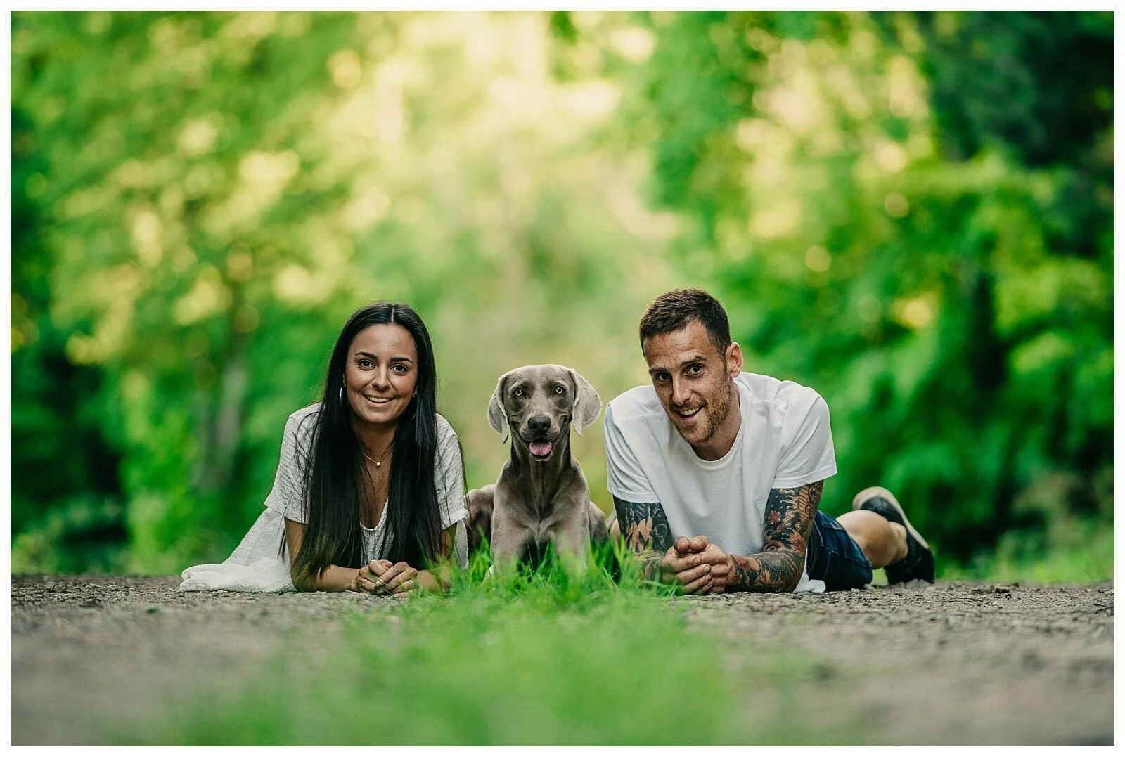 SESIÓN DE PAREJA CON PERRO EN ESKORIATZA