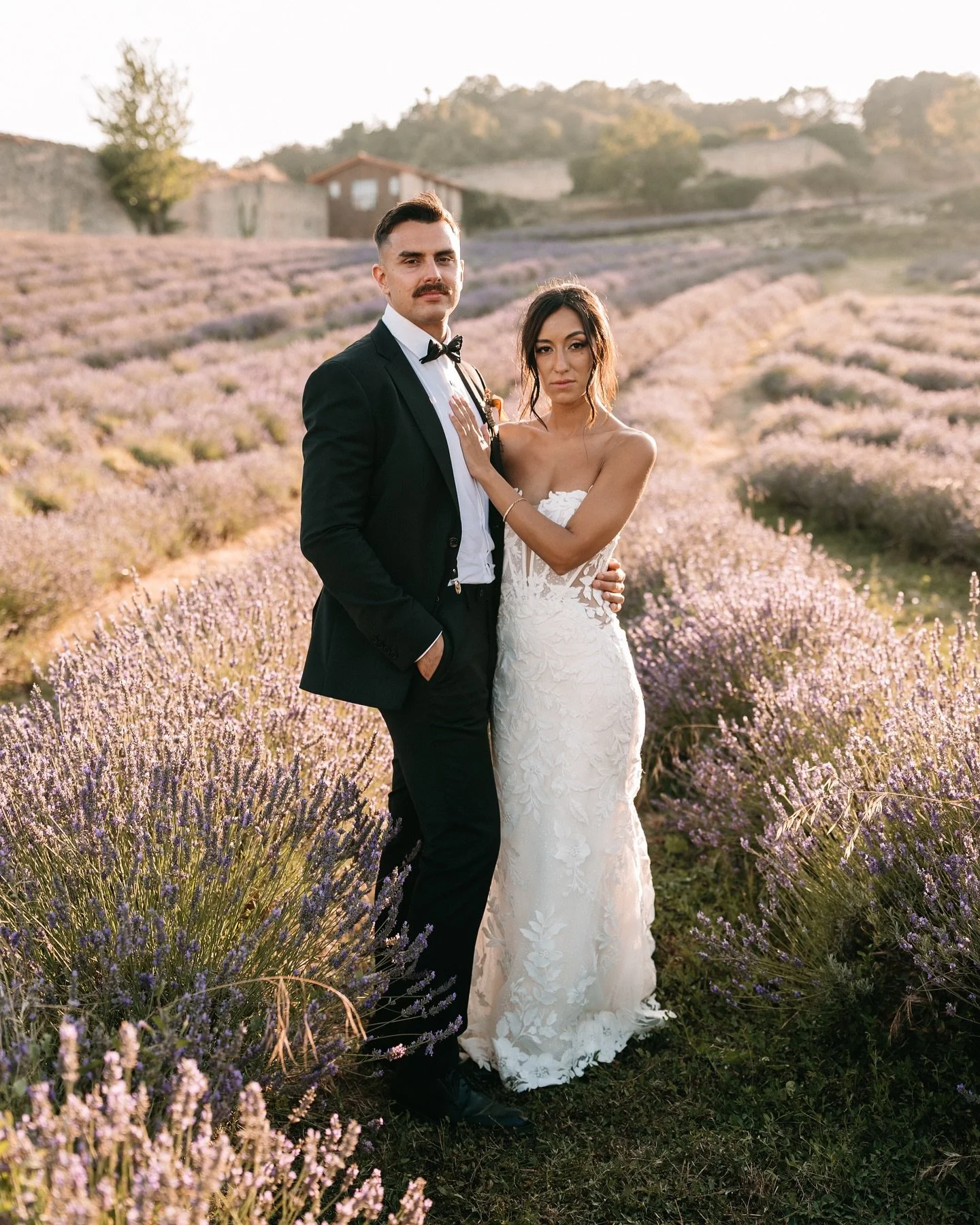 El ritmo vertiginoso de este 2025 no deja margen para mirar para atr&aacute;s, pero esta vez me apetece parar un poco y disfrutar de nuevo de esta incre&iacute;ble boda. En la &uacute;ltima foto podr&eacute;is ver el &eacute;xito de las parejas, y la
