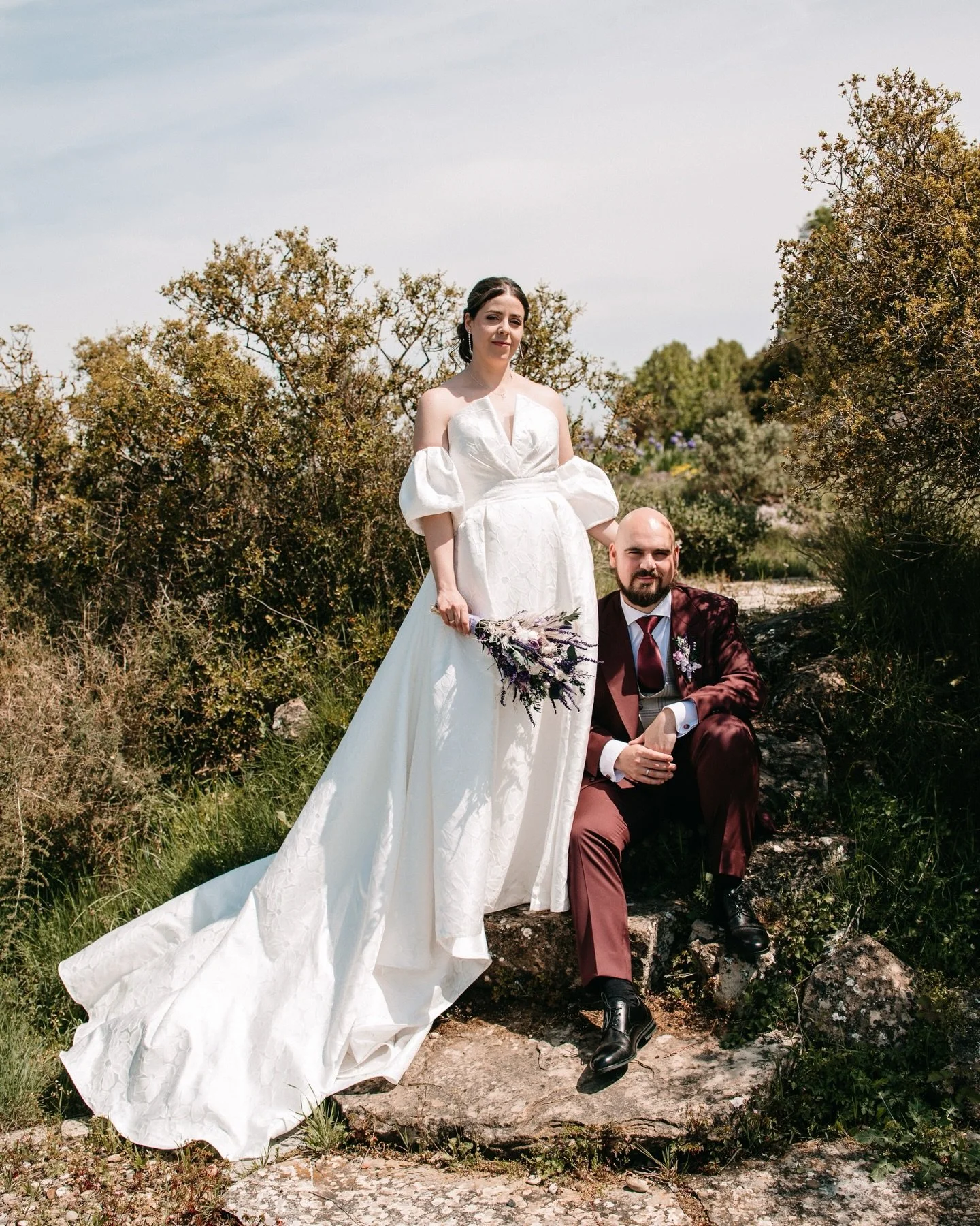 No se pod&iacute;a arrancar mejor que en @lahuertavieja_laguardia y con ellos dos; Cristina y &Aacute;lvaro. Que tendr&aacute; La Rioja y sus habitantes que cada boda que hago con ellos salgo si cabe m&aacute;s enamorado. Gracias de todo coraz&oacute