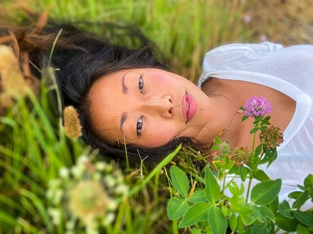 &ldquo;Wildflowers can't be controlled, and neither can the girl with a soul boundless as the sky, and a spirit as free and wild as the ocean.&rdquo; ⁣
― Melody Lee⁣
⁣
I got to spend the morning with a group of incredible GODDESSES&hellip; Beautiful 