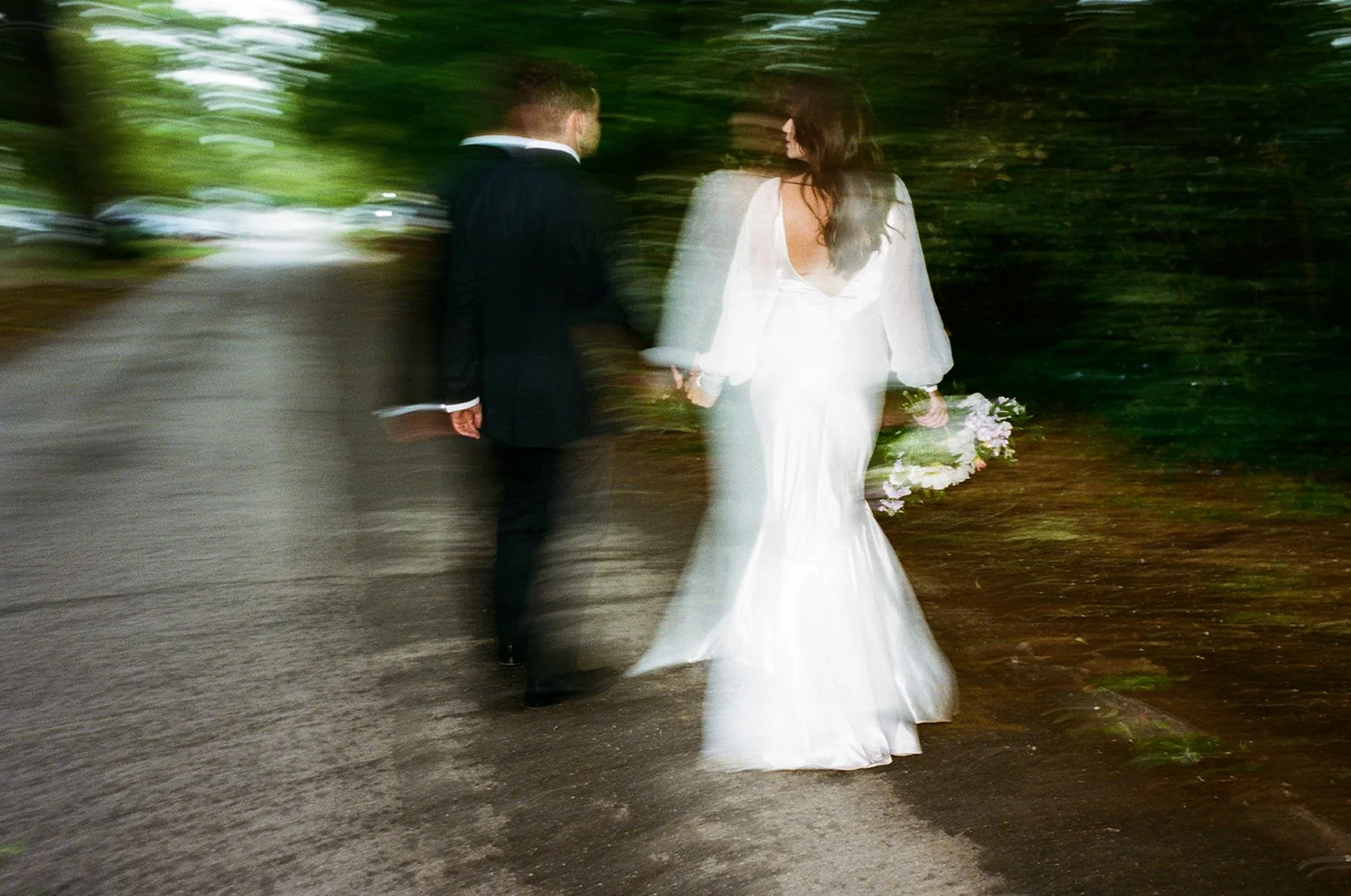 morgan-cole-wedding-film-000459760065.jpg