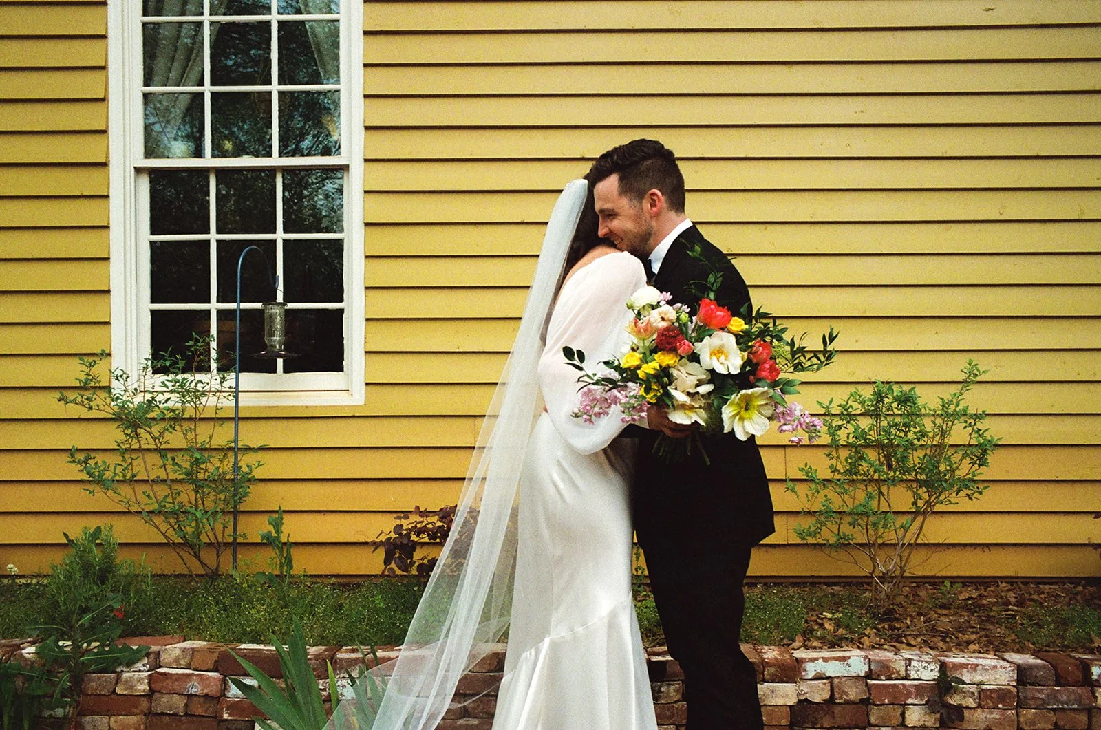 morgan-cole-wedding-film-000459760081.jpg