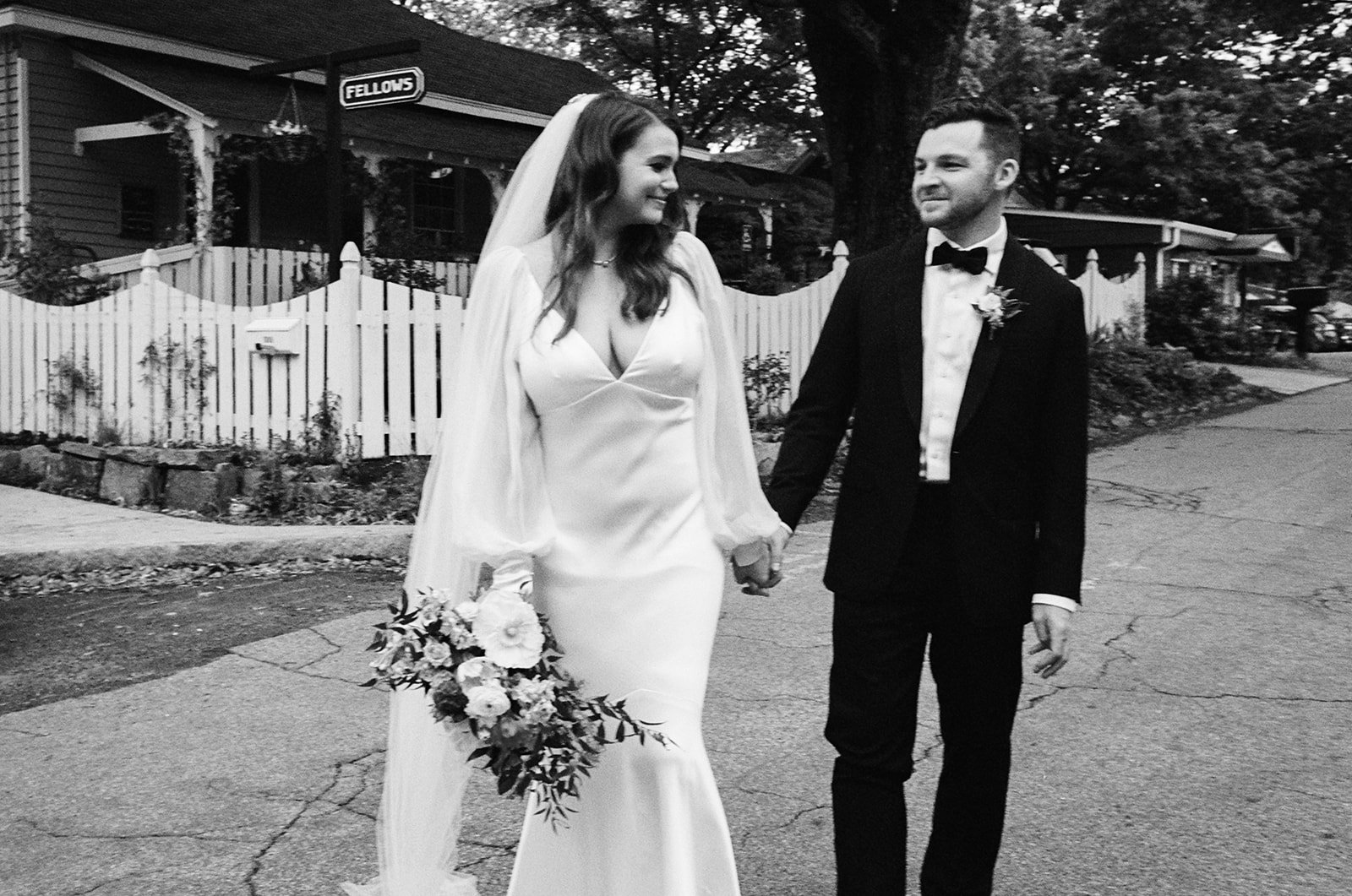 morgan-cole-wedding-film-000459760083.jpg