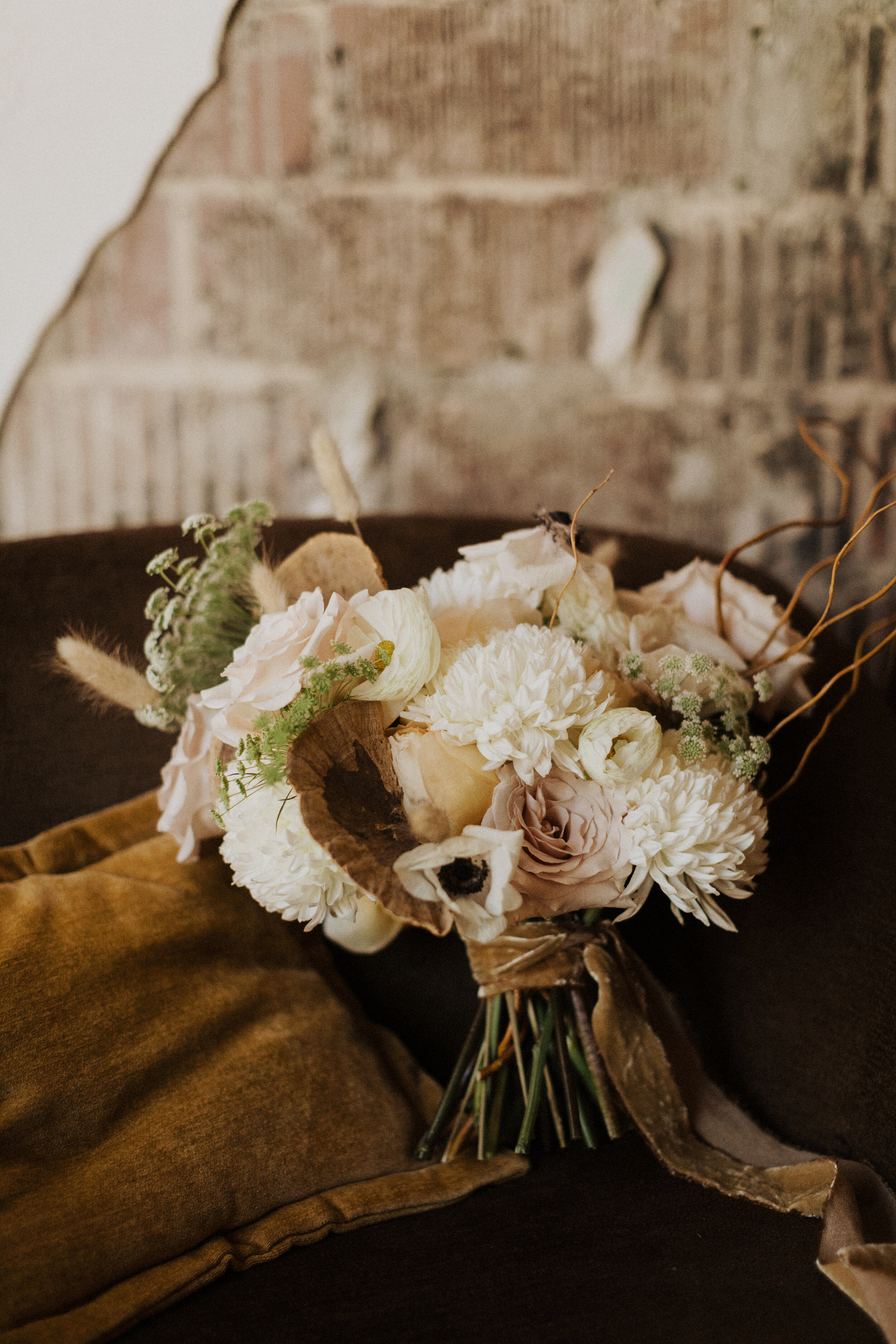 OddColonyBreweryWeddingShoot-53.jpg