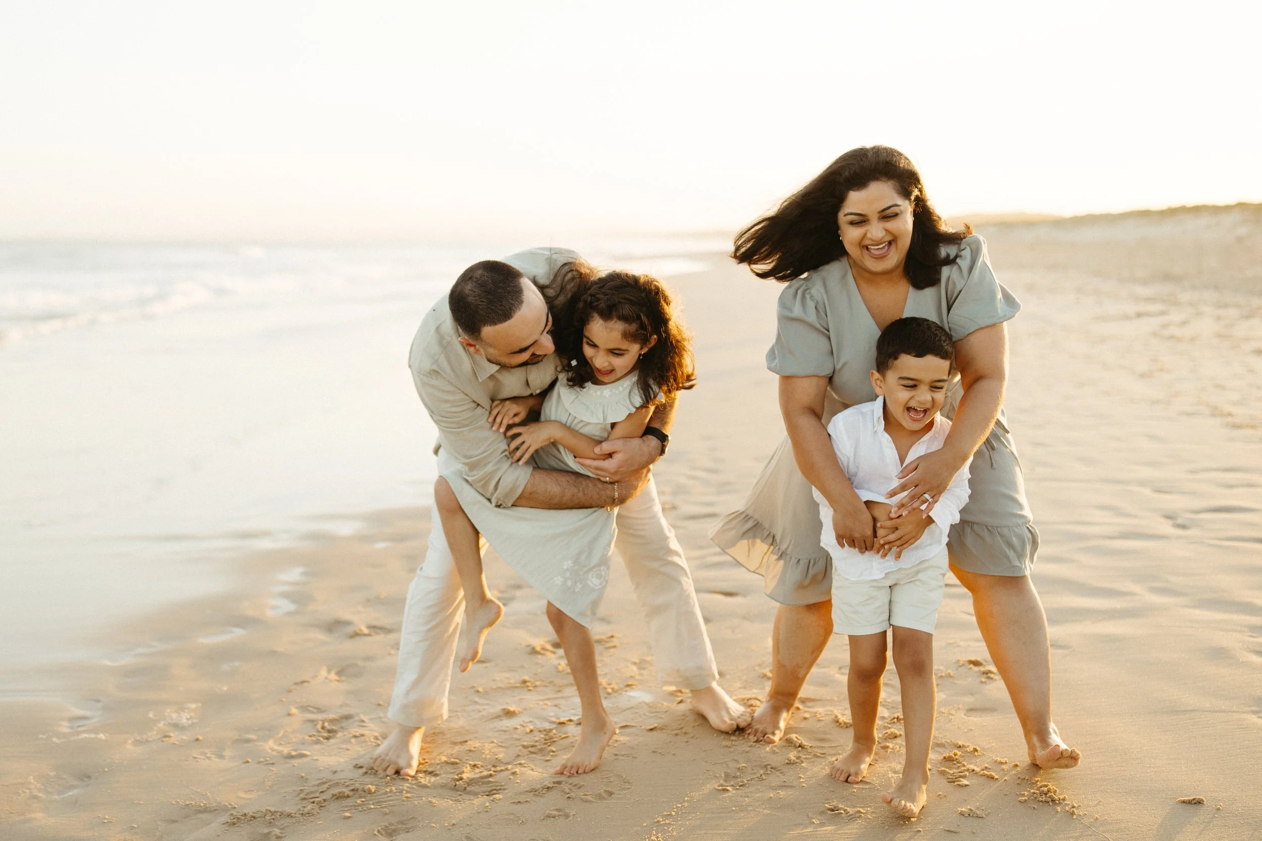 251016_174927_Pooja Family Session_0832.jpg