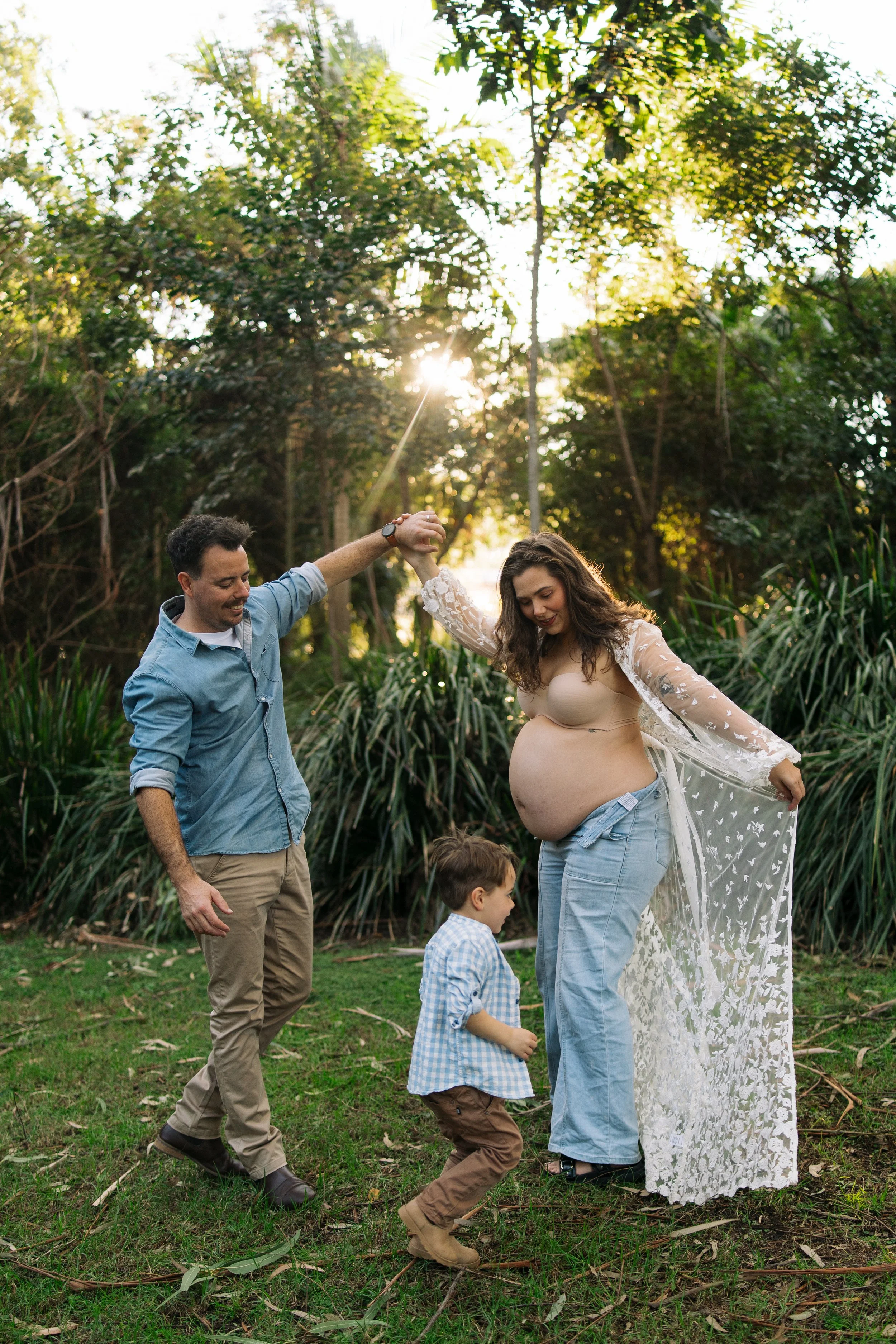 260606_153839_shae maternity session_0791.jpg