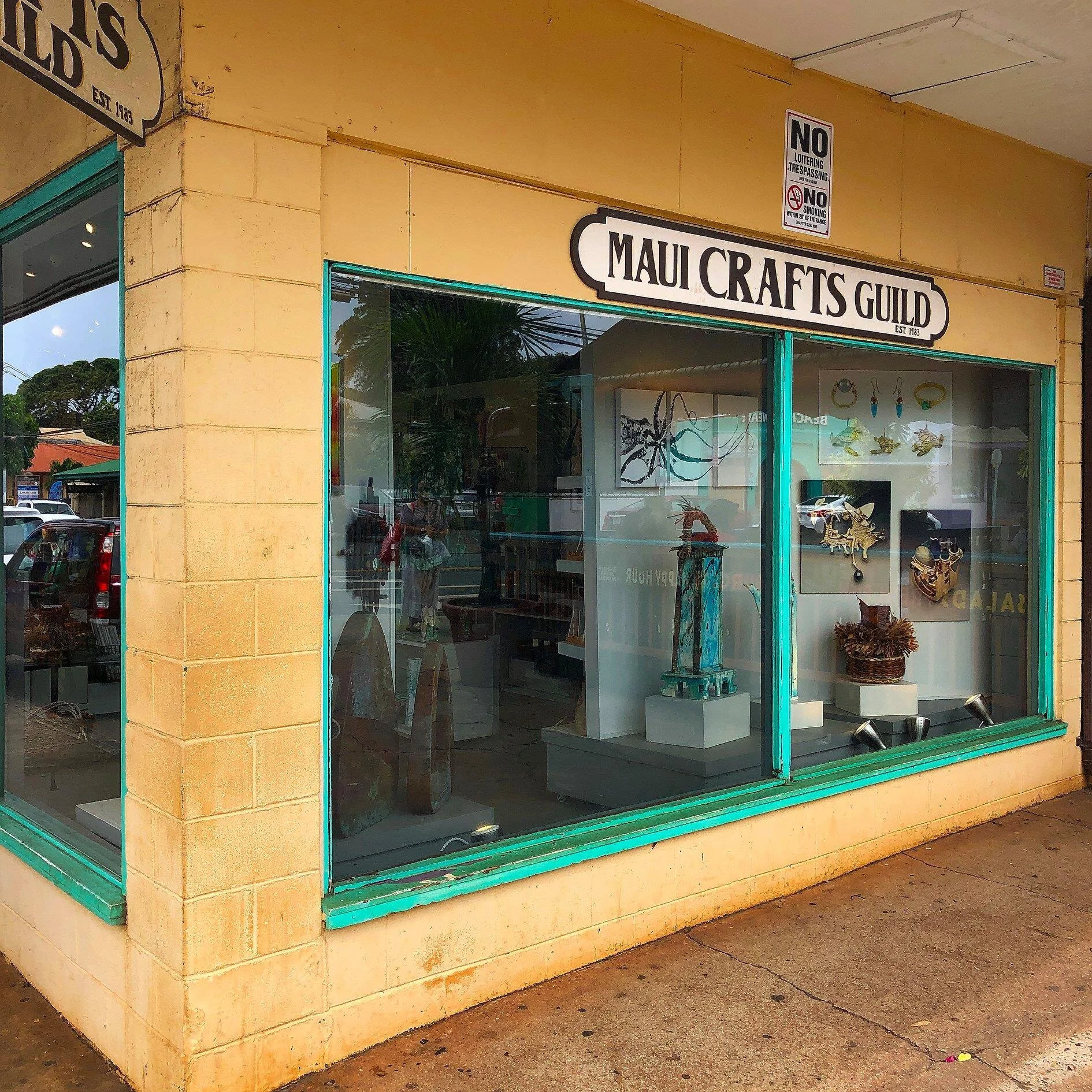 Shopping in Paia — PAIA COMMUNITY ASSOCIATION