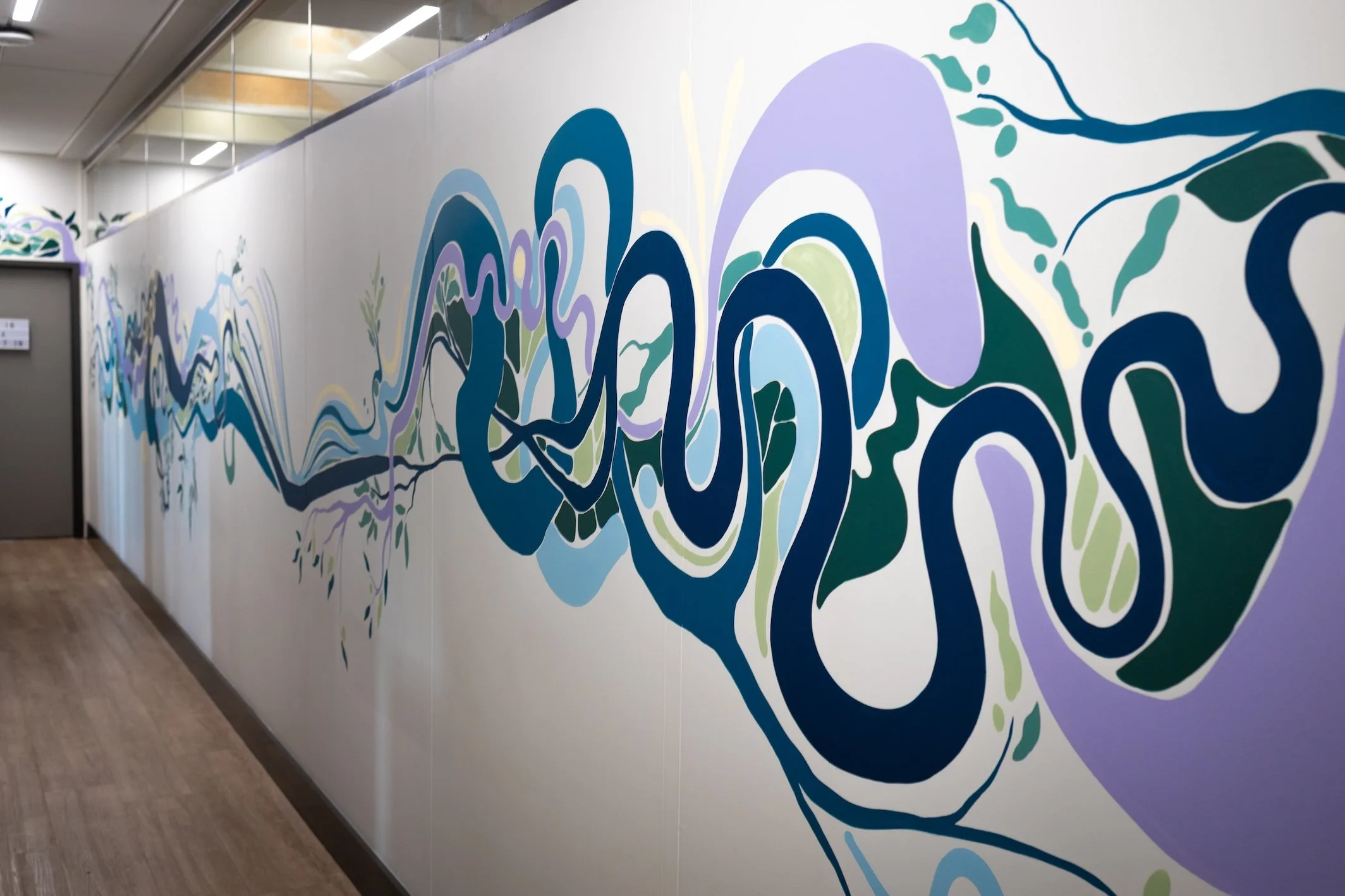 Branches and Bends, Acrylic Mural on Sheetrock, Tulane University Howard Tilton Memorial Library, 3rd Floor ILC + CELT, 2025, hallway detail