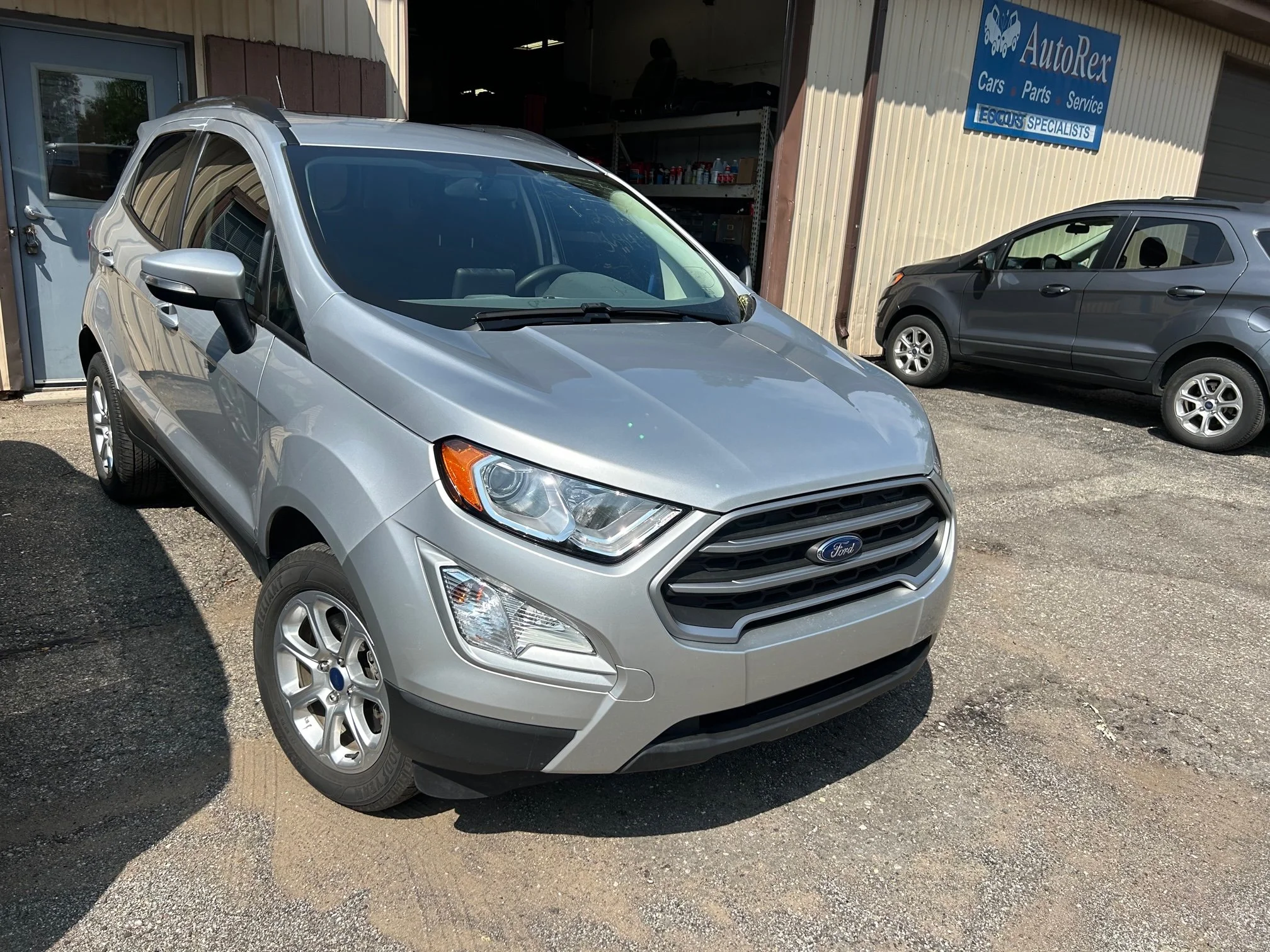 2020 ECOSPORT S.E. 4X4, HEATED SEATS, SUNROOF, ONLY 19K MILES !